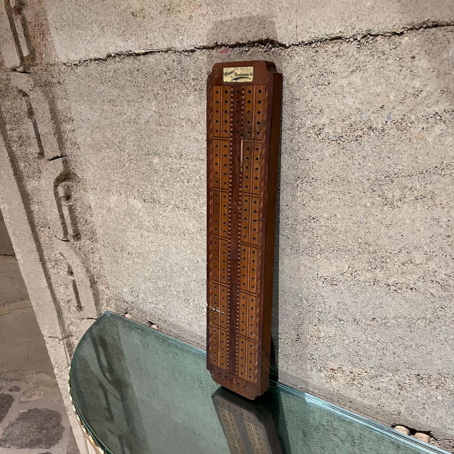 Antique Vintage Wood Cribbage Game Board Hughes Manufacturing Co Los Angeles In Good Condition For Sale In Chula Vista, CA