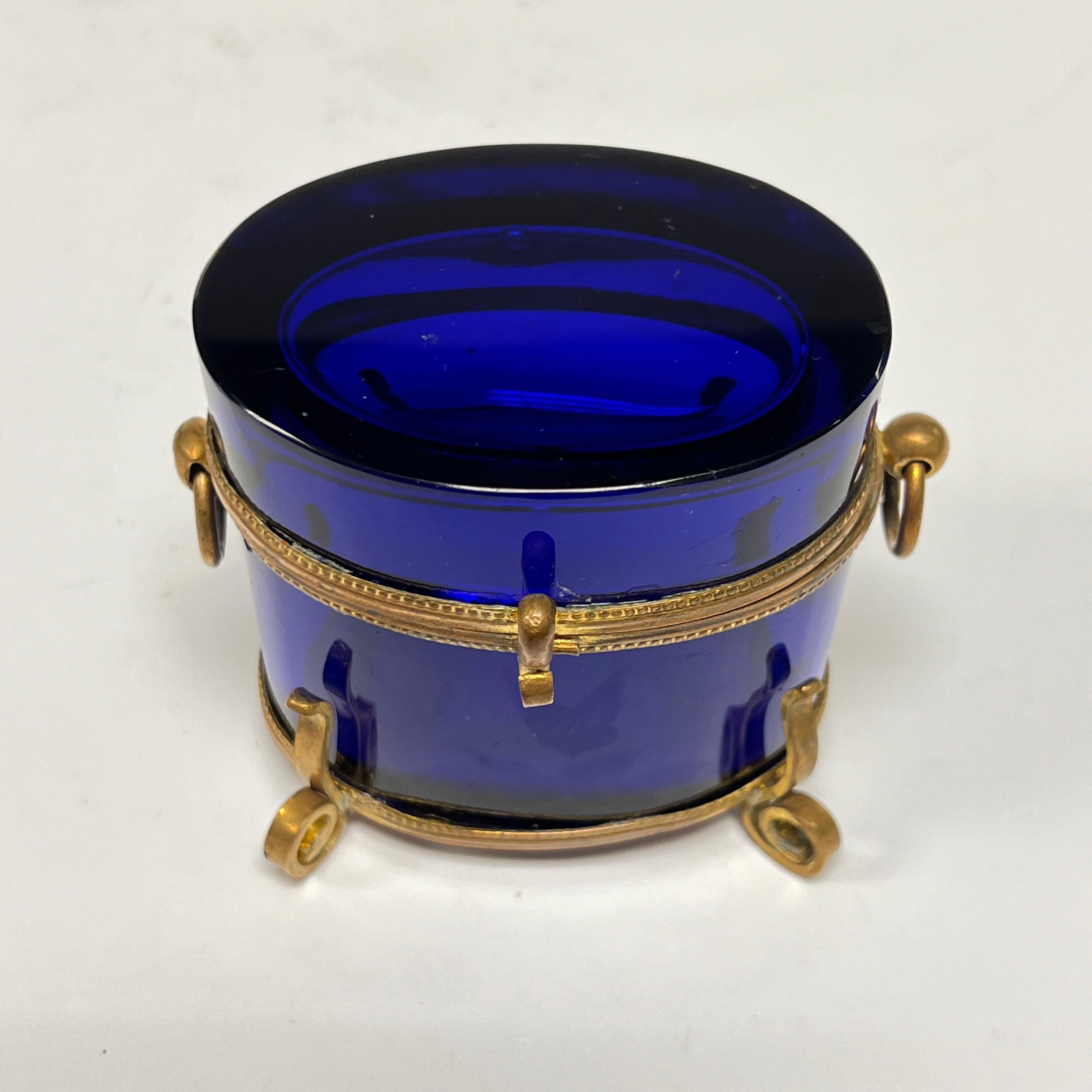 Antique Violet / Blue Glass and Gilt Bronze Jewelry Box / Casket In Good Condition For Sale In New York, NY