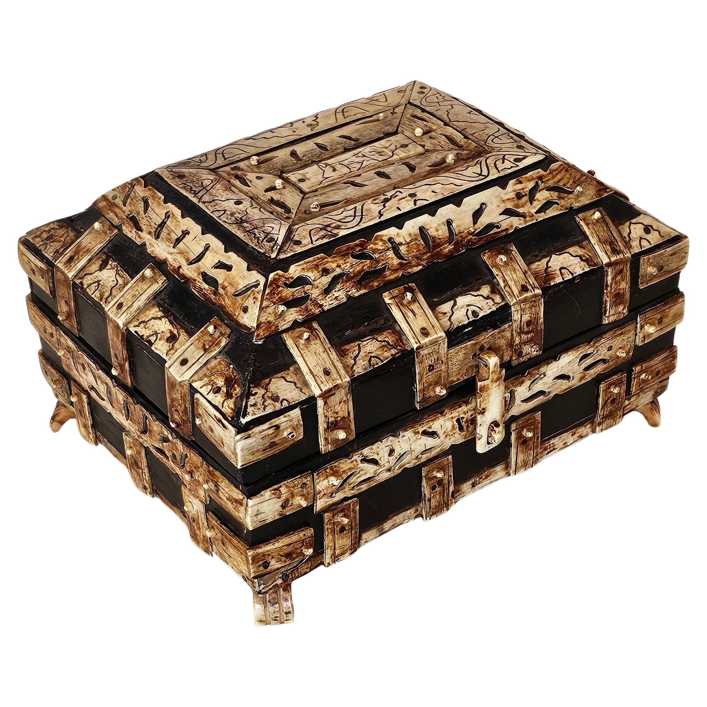 Vizagapatam box, India, 19th century. 

This highly decorative and unusual Anglo-Indian table box features rustic workmanship that adds to the character and charm of this unique South Asian antique. 

Hand-crafted in Vizagapatam, on the south east