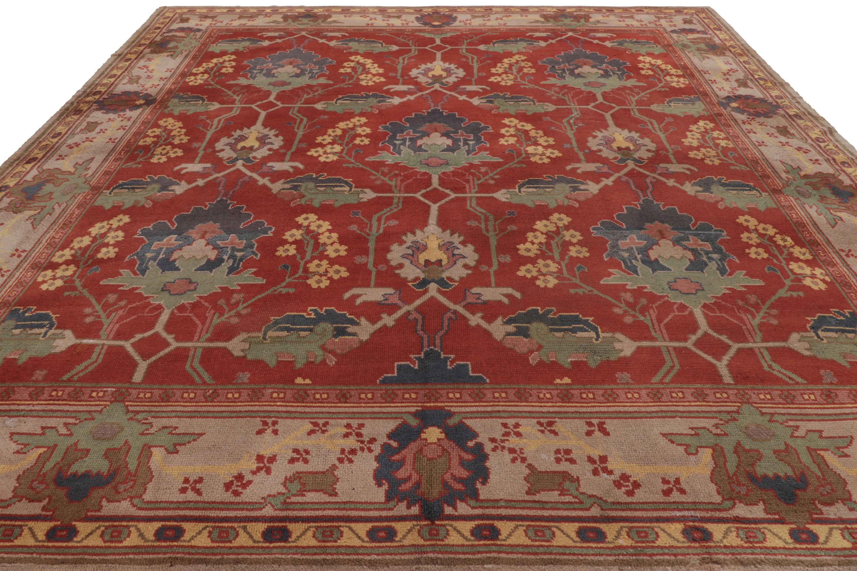 Handgeknüpfter antiker Voysey Arts & Crafts Teppich in Rot Beige Floral von Teppich & Kelim im Zustand „Gut“ im Angebot in Long Island City, NY