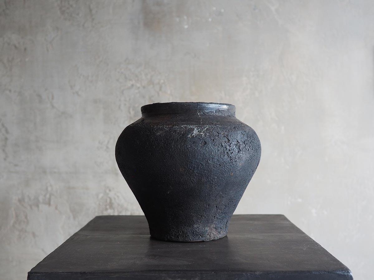 Small black wabi-sabi clay pot. Beautiful patina, c.1800s.