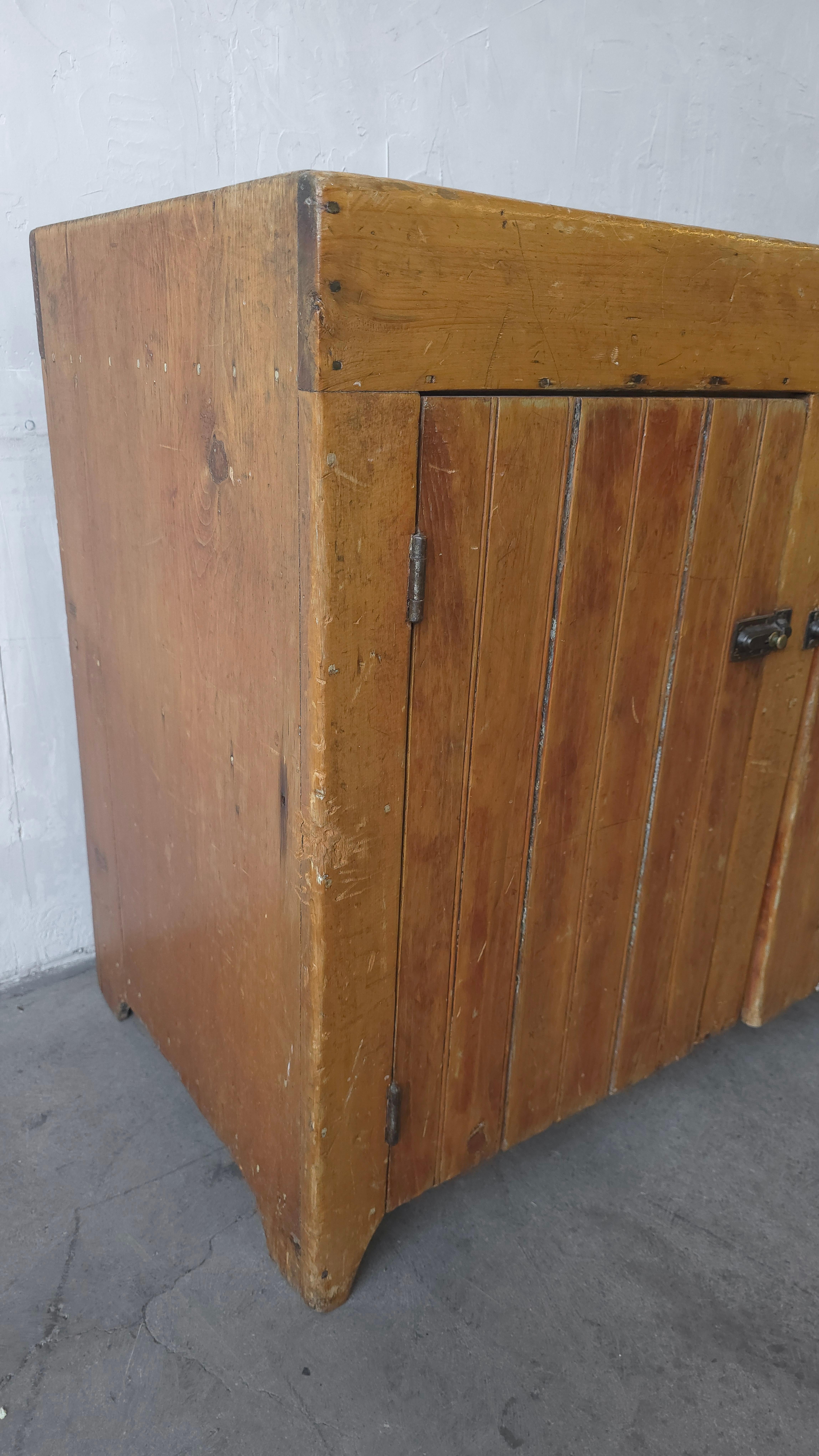 Antico mobile lavabo Wabi Sabi a secco in vendita 1