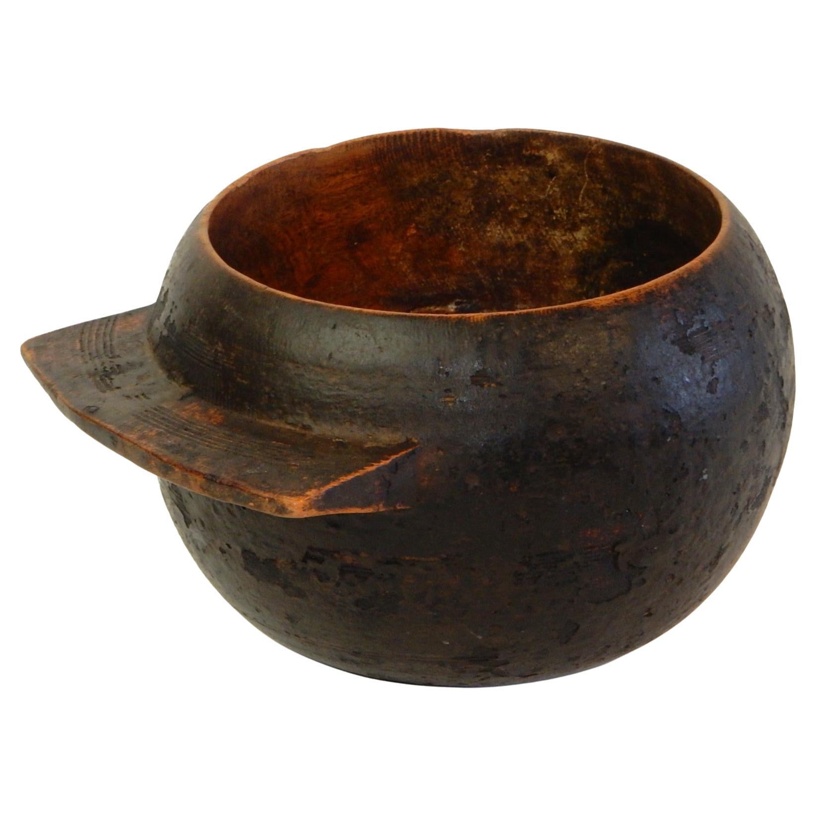 Bois de feuillus Bol à boissons antique Wabi Sabi à poignée ronde en bois mixte en vente