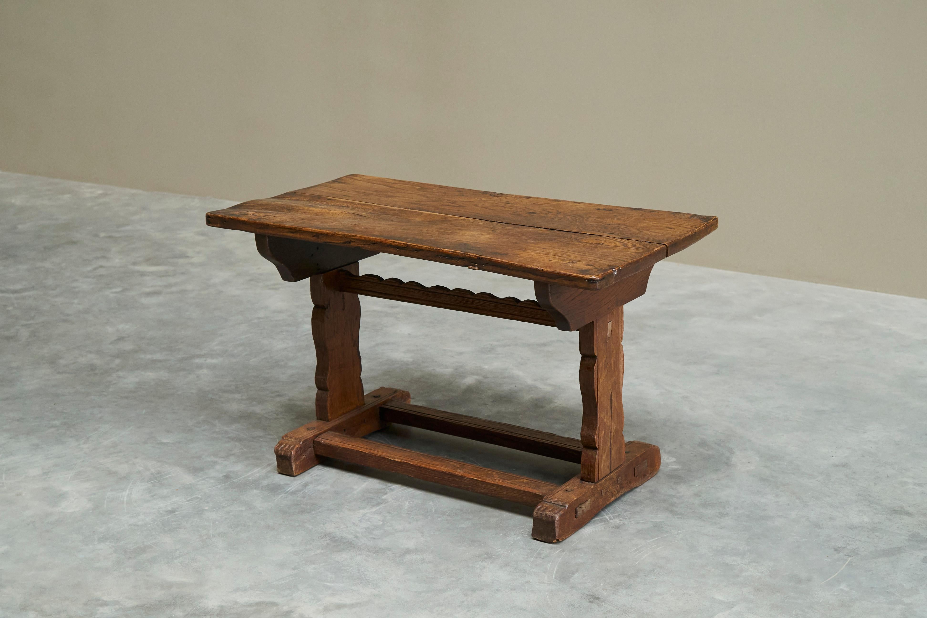 Antique Wabi Sabi Style Trestle Side Table in Solid Oak For Sale 1