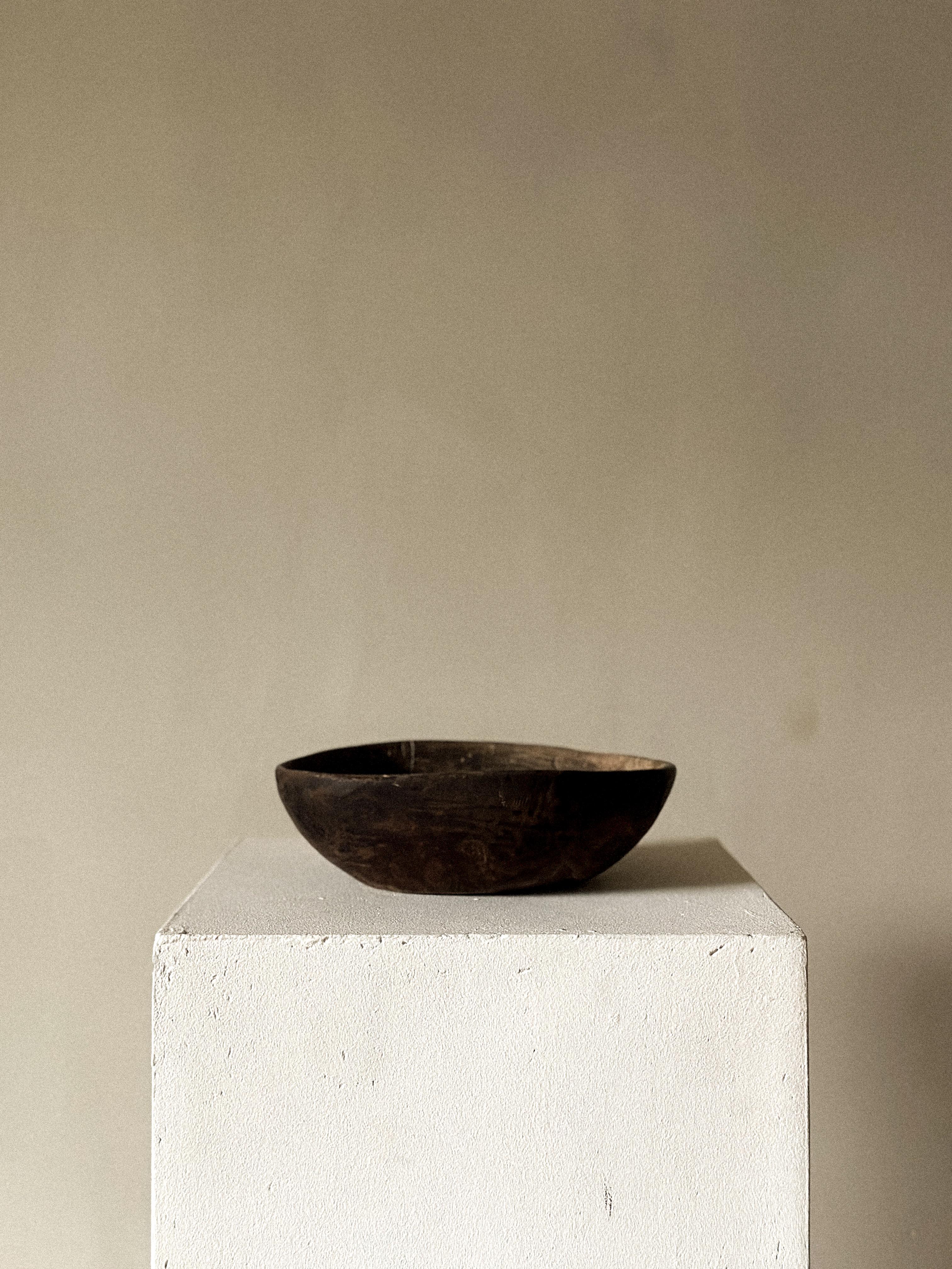 A wonderful antique wabi sabi wooden root bowl with beautiful patina from age and use. 