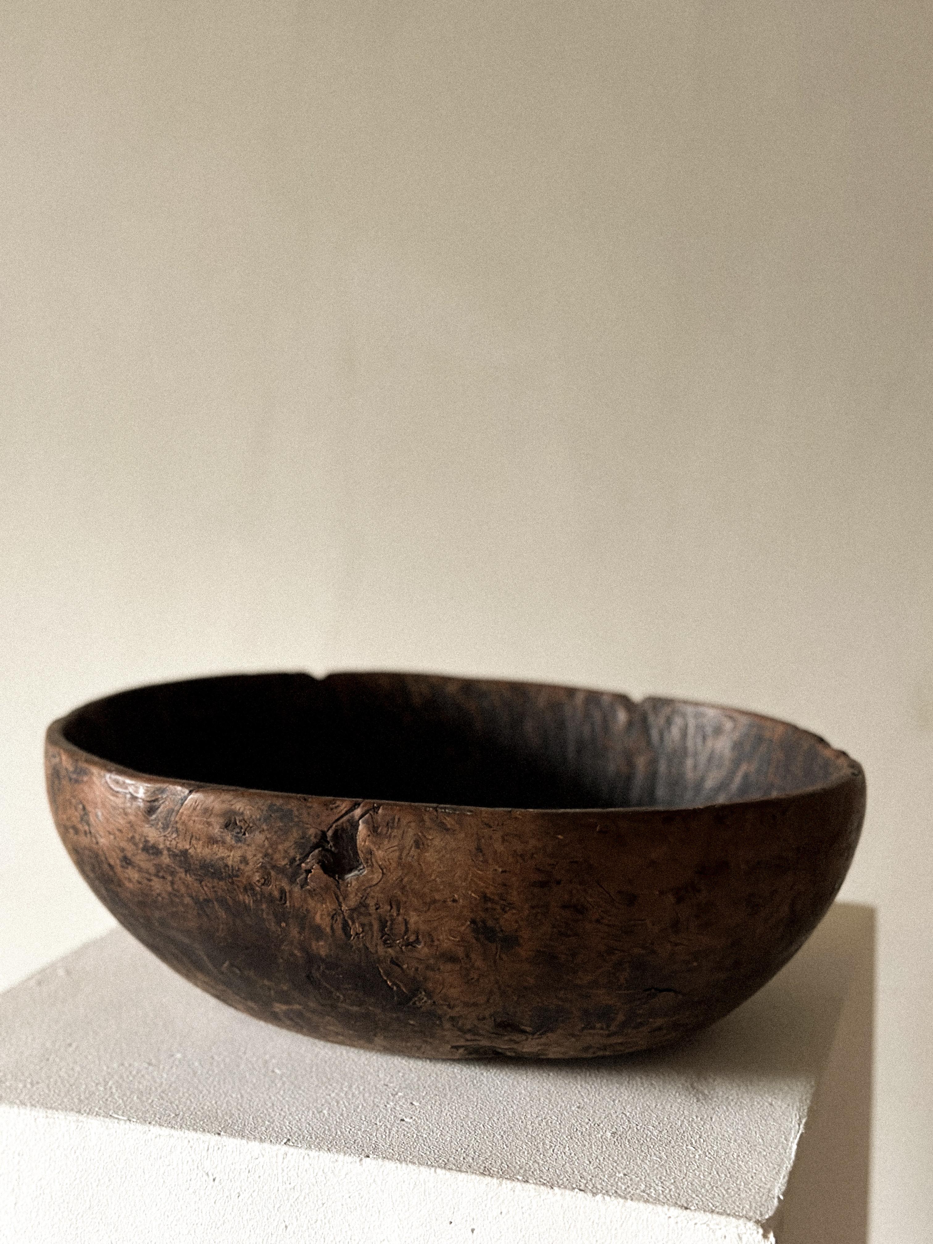 Romantic Antique Wabi Sabi Wooden Root Bowl, Scandinavia c. 1800s For Sale