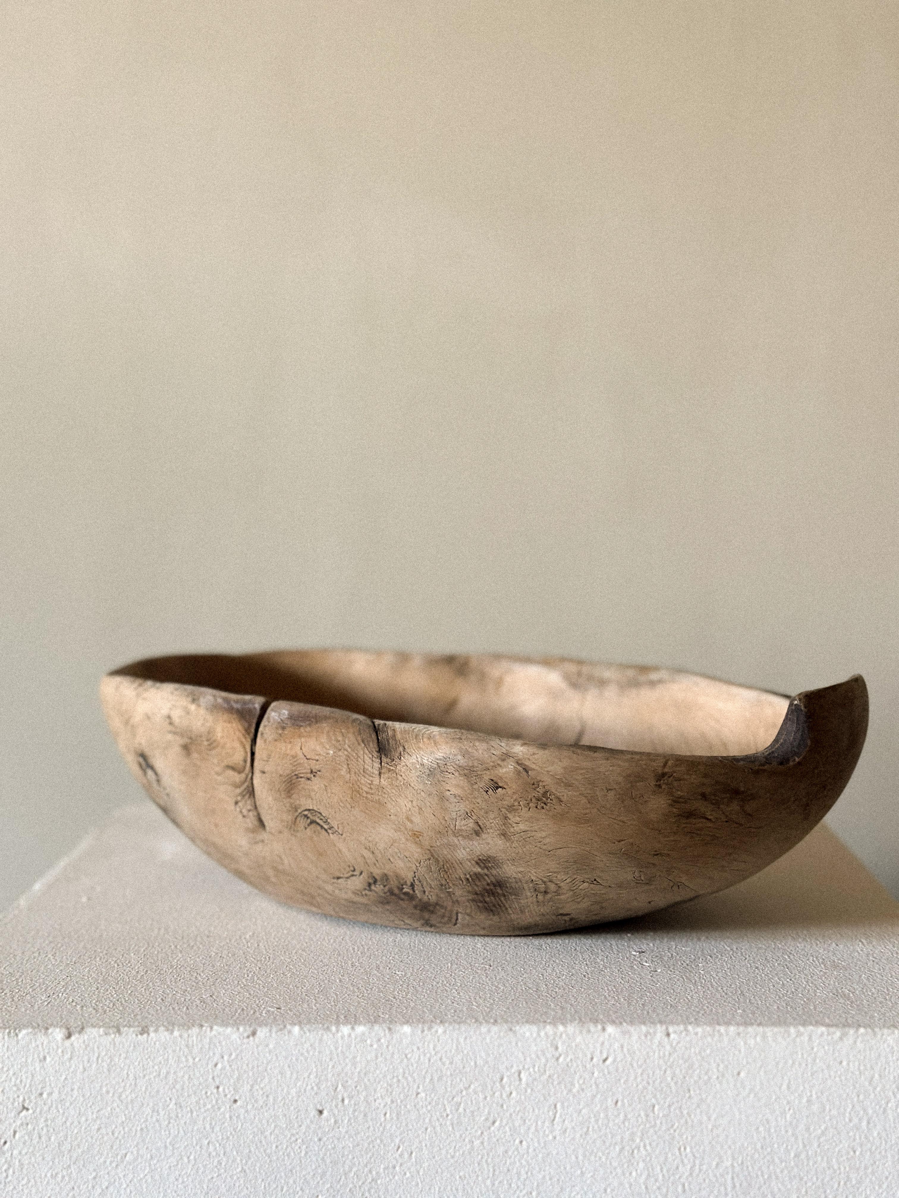 Norwegian Antique Wabi Sabi Wooden Root Bowl, Scandinavia c. 1800s