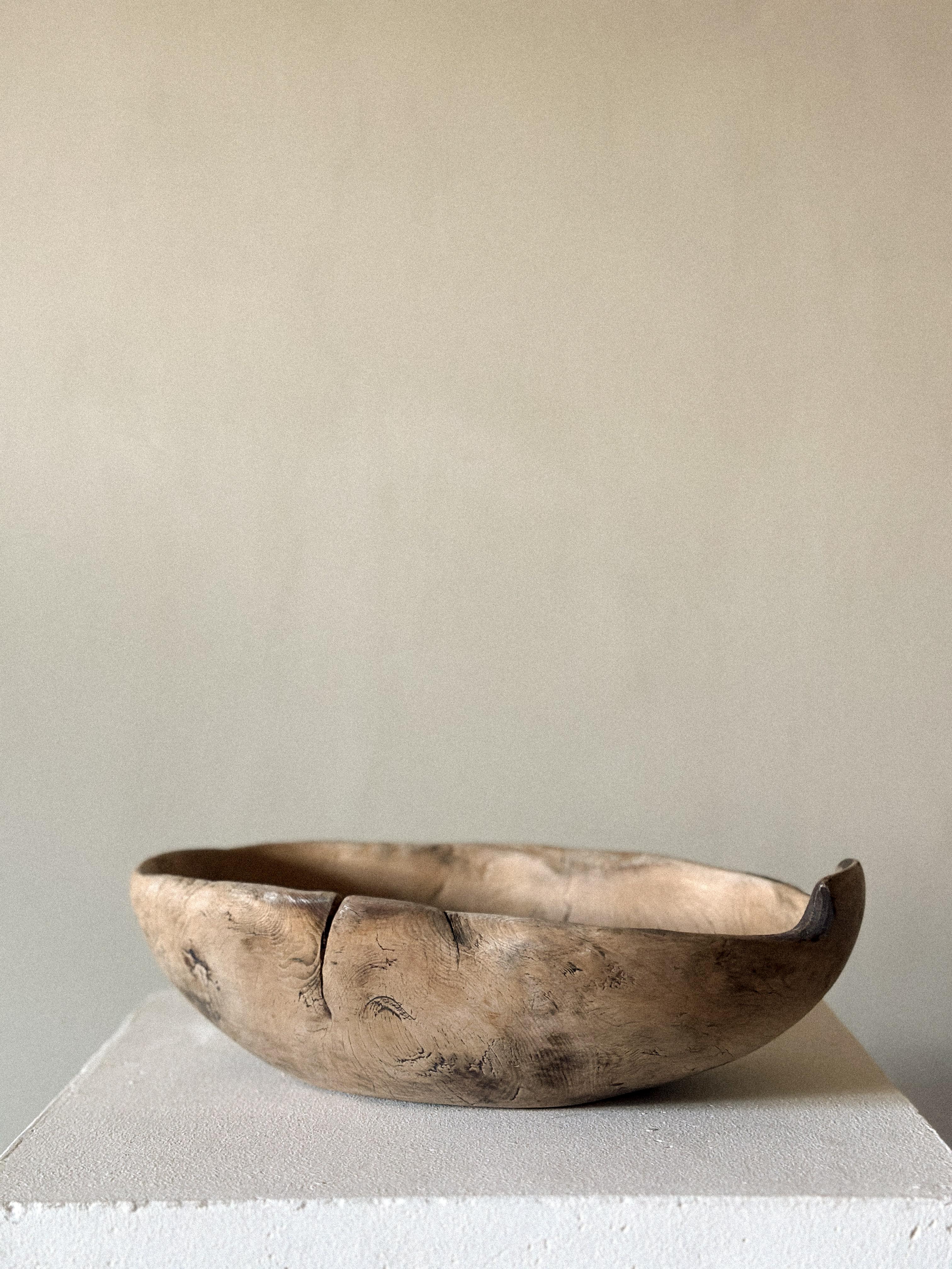 19th Century Antique Wabi Sabi Wooden Root Bowl, Scandinavia c. 1800s