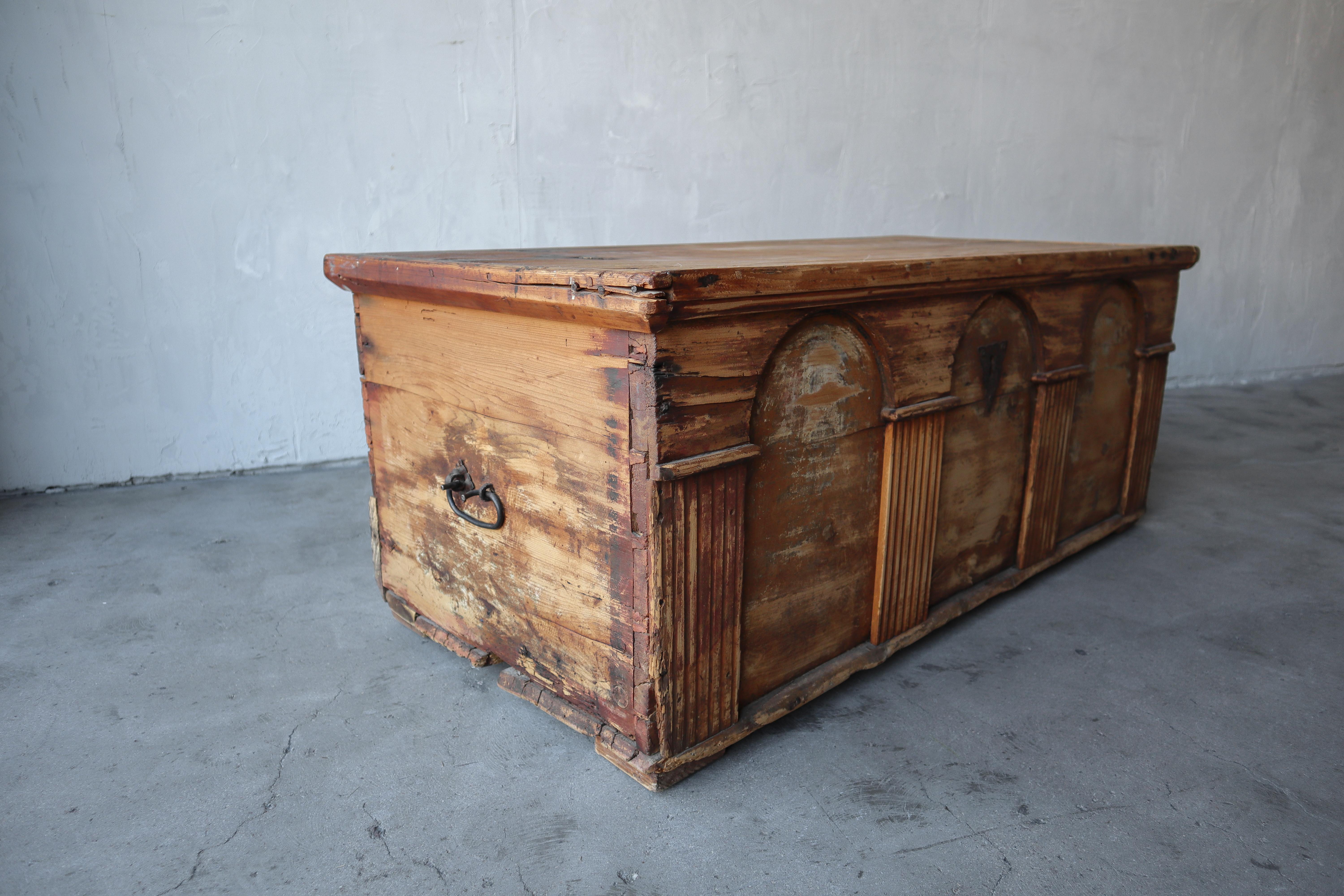 Antique Wabisabi Style Hand Carved Wooden Chest In Good Condition In Las Vegas, NV