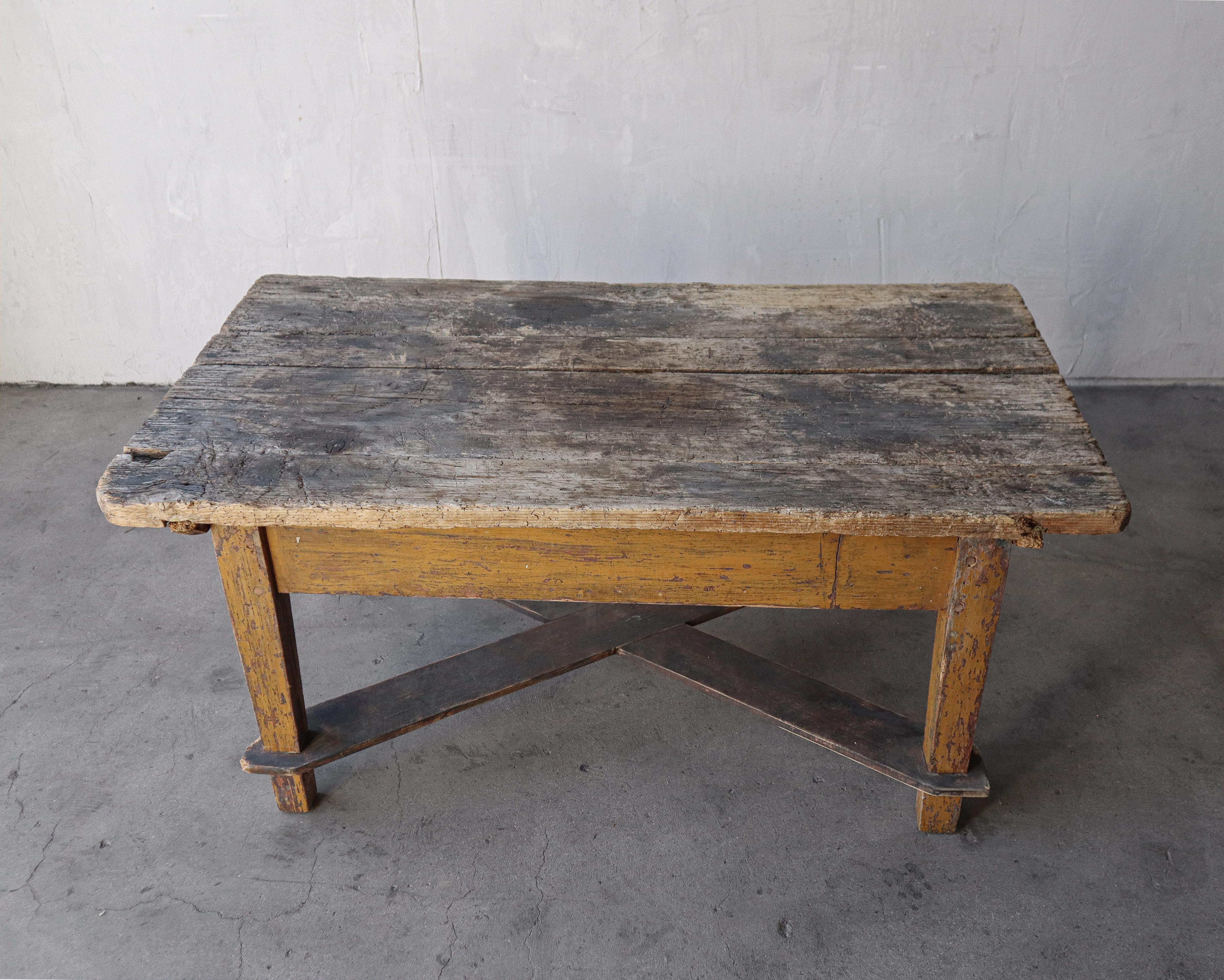 Table basse de travail Wabisabi ancienne en vente 1