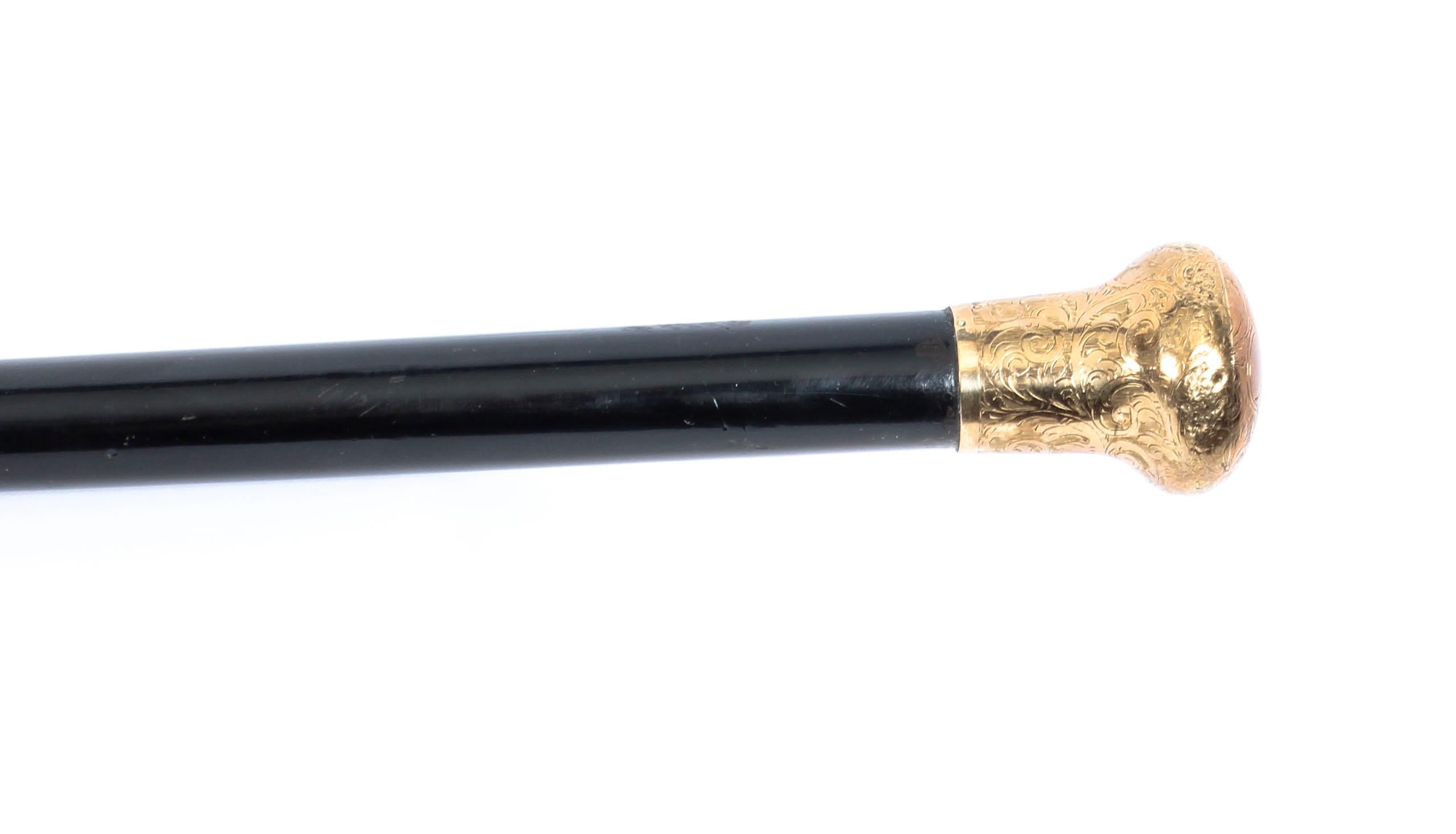 English Antique Walking Stick Cane 8-Carat Gold Pommel Late 19th Century