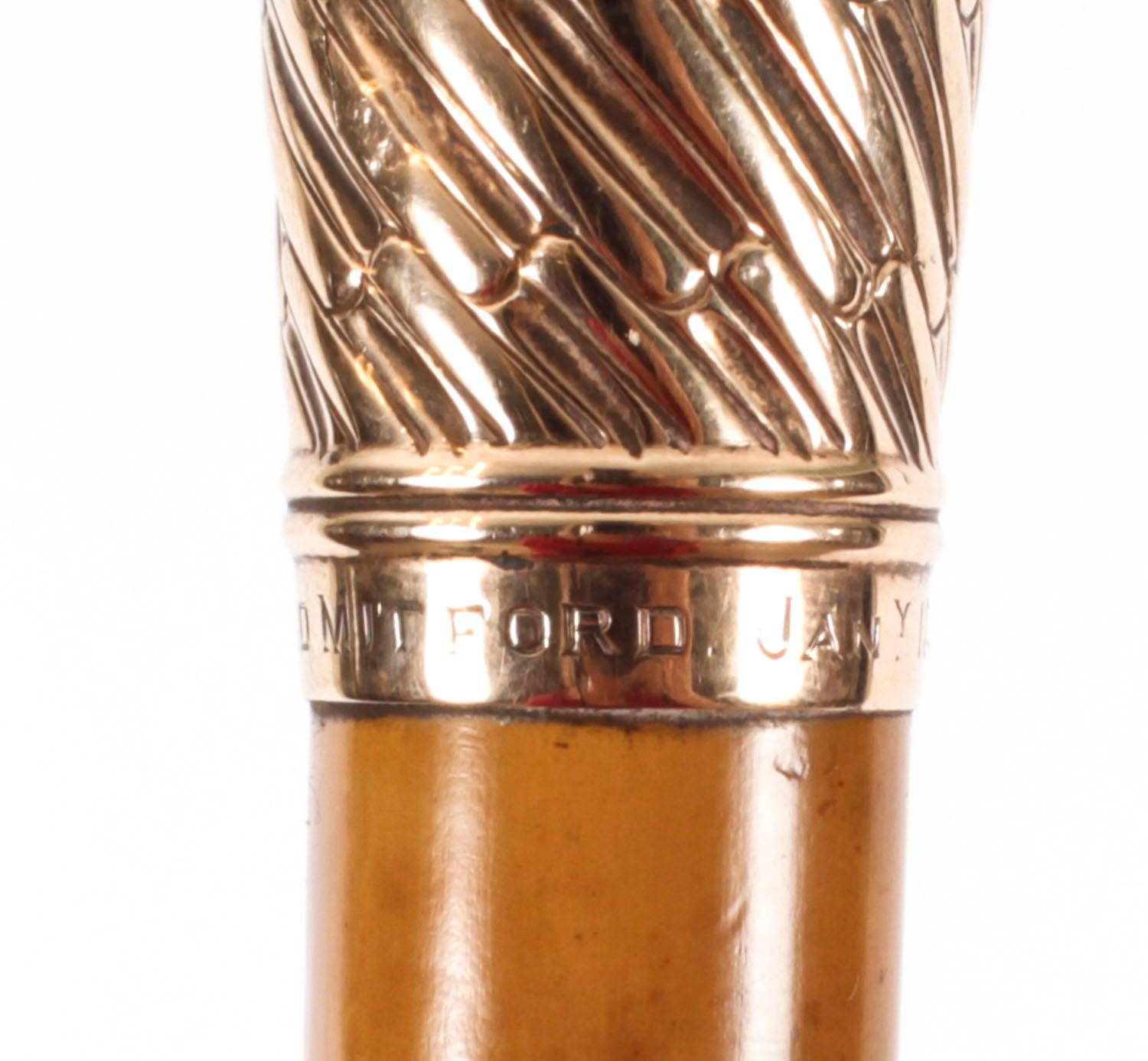 Antique Walking Stick Cane 9 Ct Gold Pommel by Brigg Late 19th Century In Good Condition In London, GB