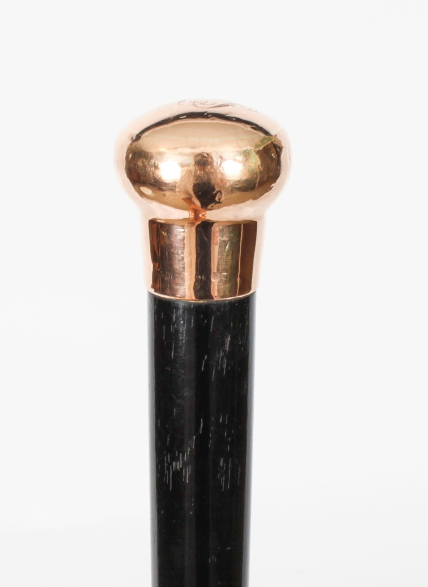 Antique Walking Stick Cane 9 Ct Gold Pommel Late 19th Century In Good Condition In London, GB