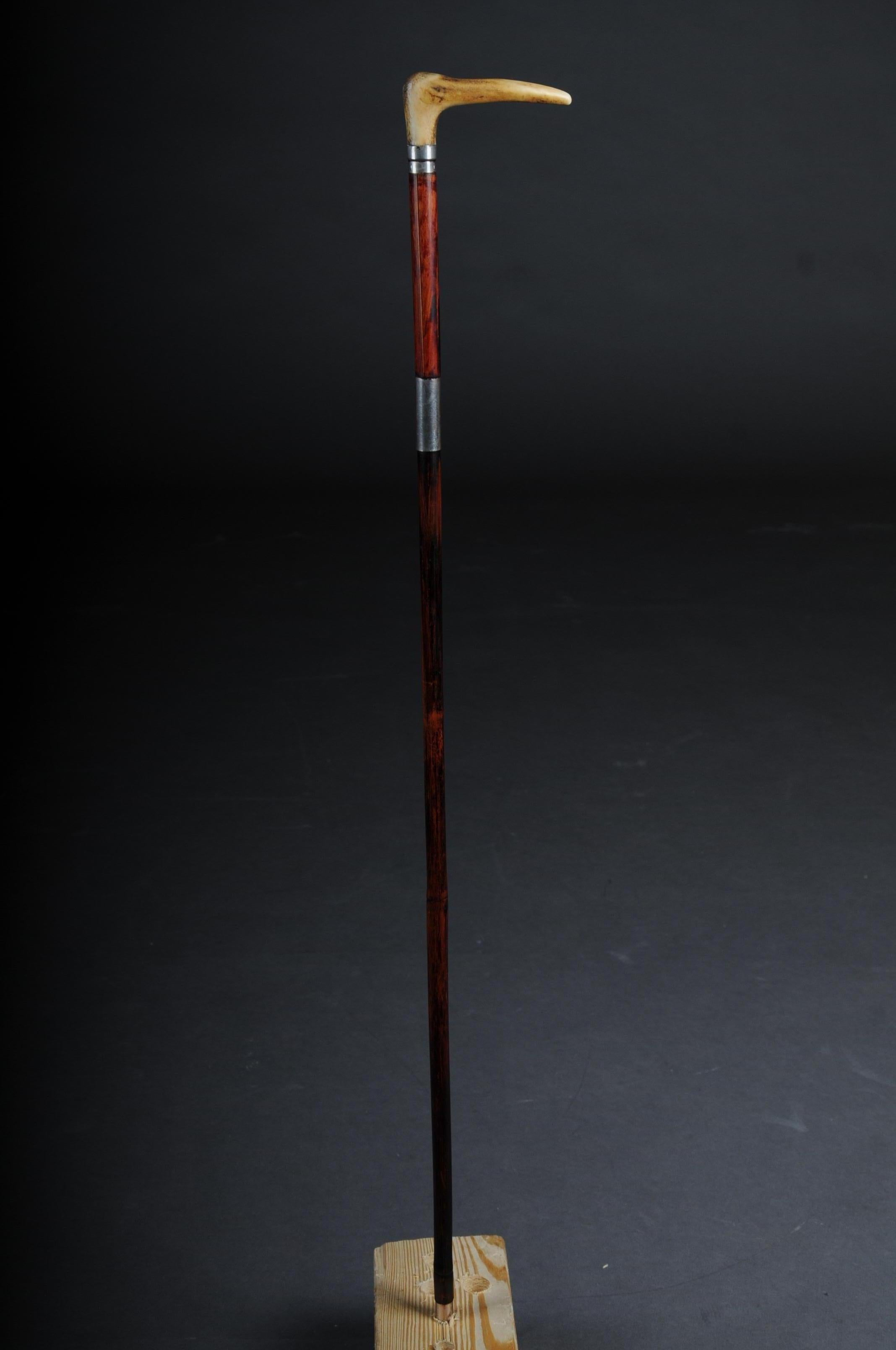 Antique walking stick/cane, Germany with around 1910

Antique historical condition.
Please refer to the detailed photos for the condition

(V-221).