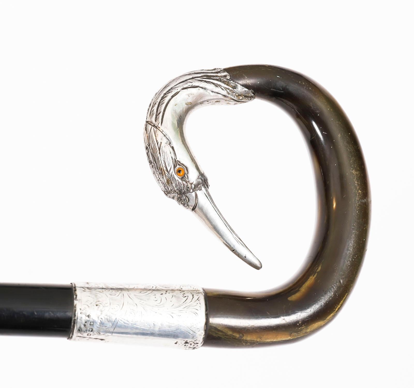 Canne ancienne en argent A Silver Tête de Héron 20ème siècle Bon état à London, GB