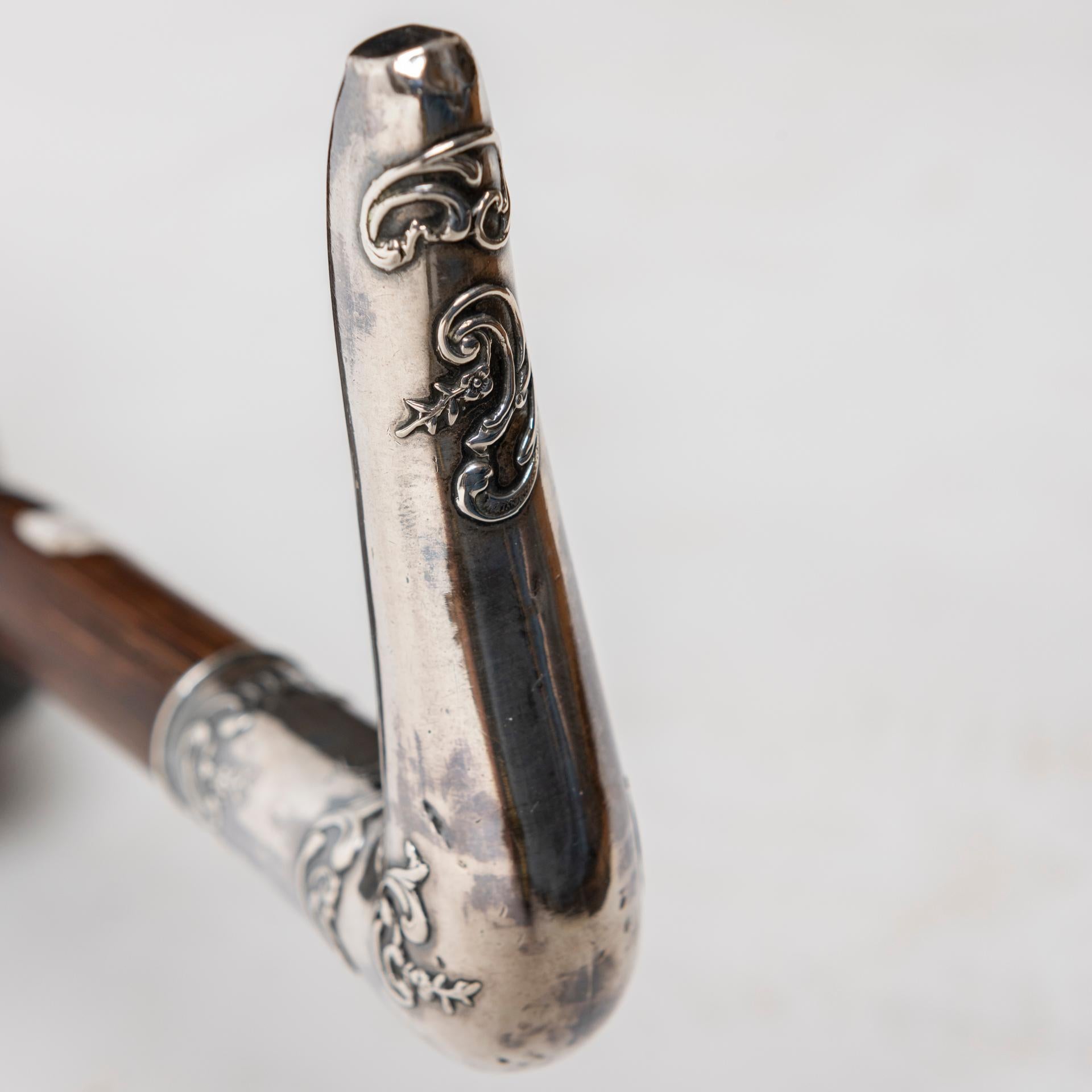 Antique Walking Stick with Silver Handle (bâton de marche antique avec poignée en argent) en vente 6