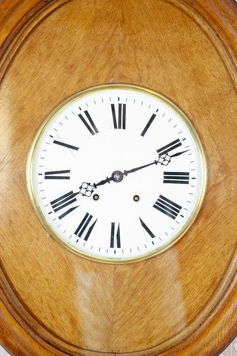 Antique Wall Clock From the Interwar Period In Good Condition For Sale In Opole, PL