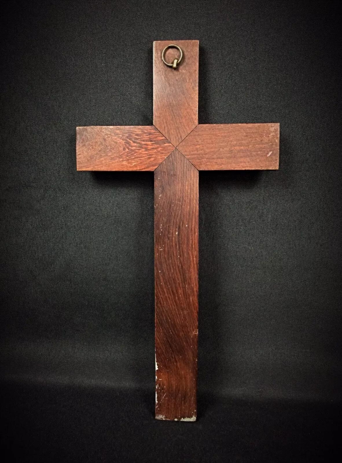 20th Century Antique Wall Crucifix in Wood and Regule – Esoteric Religious Art - 2Y271 For Sale