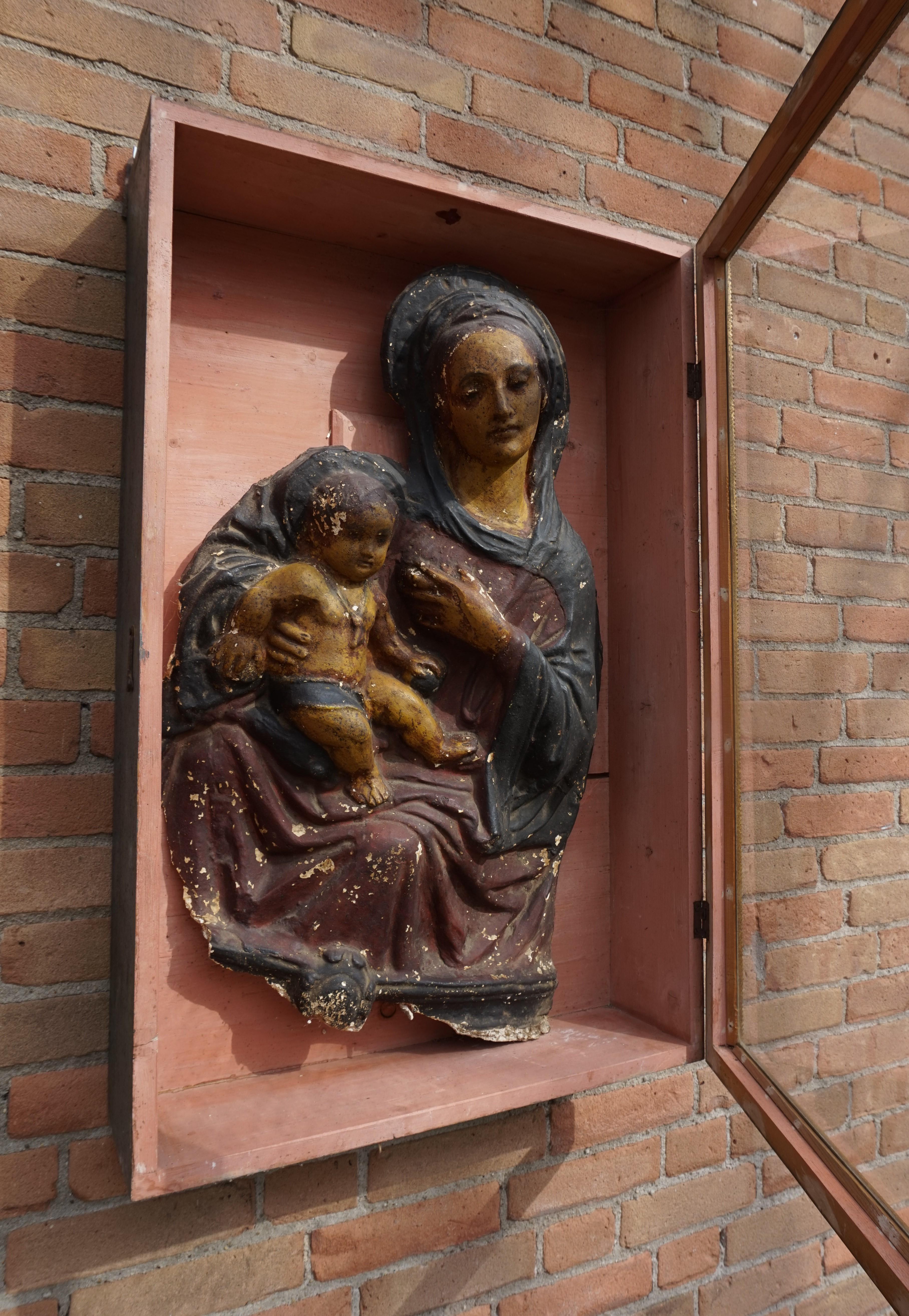 Antique Wall Display Cabinet with a Rare Mary & Child Jesus Sculpture Fragment For Sale 8