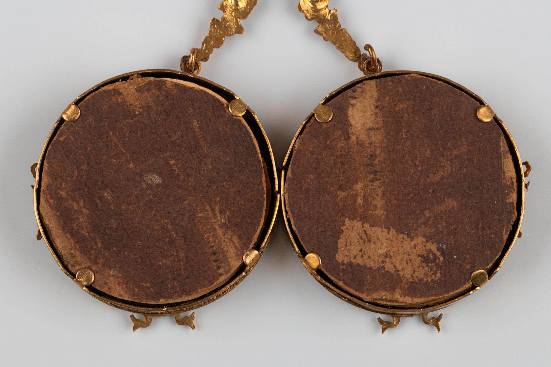Antique Wall Double Picture Frame, Louis XVI. Style, France, 5 x 5 cm For Sale 1