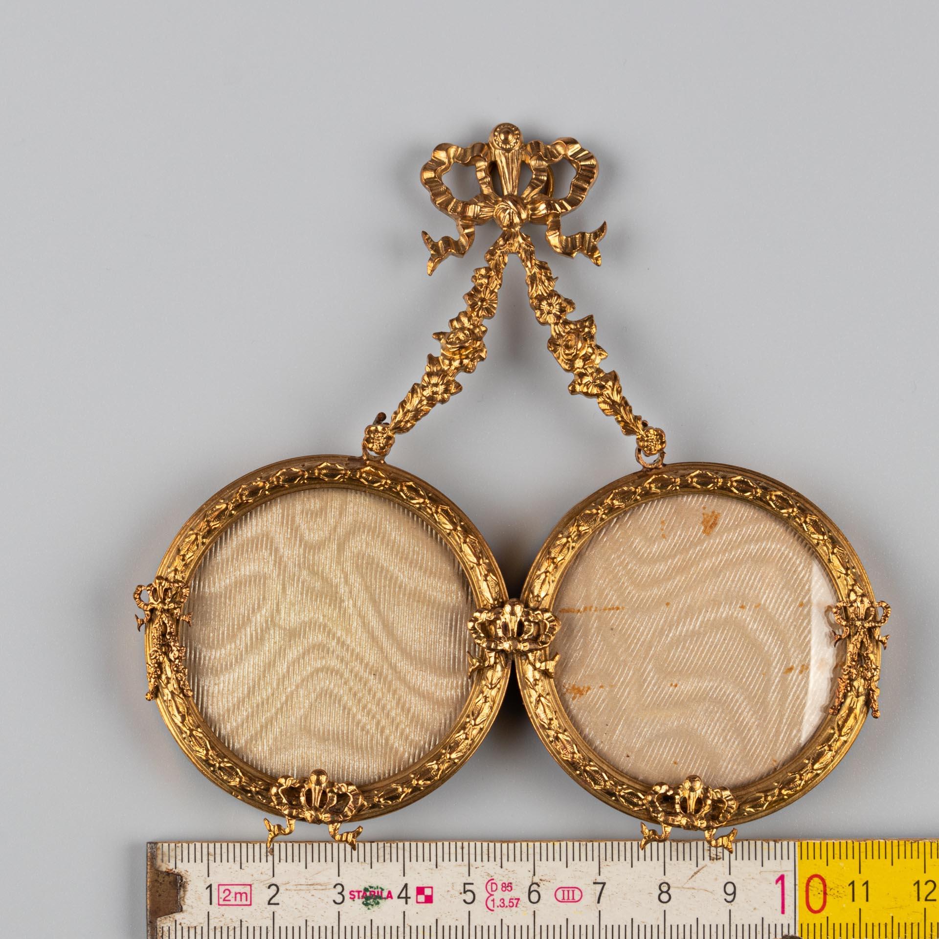 Antique Wall Double Picture Frame, Louis XVI. Style, France, 5 x 5 cm For Sale 3