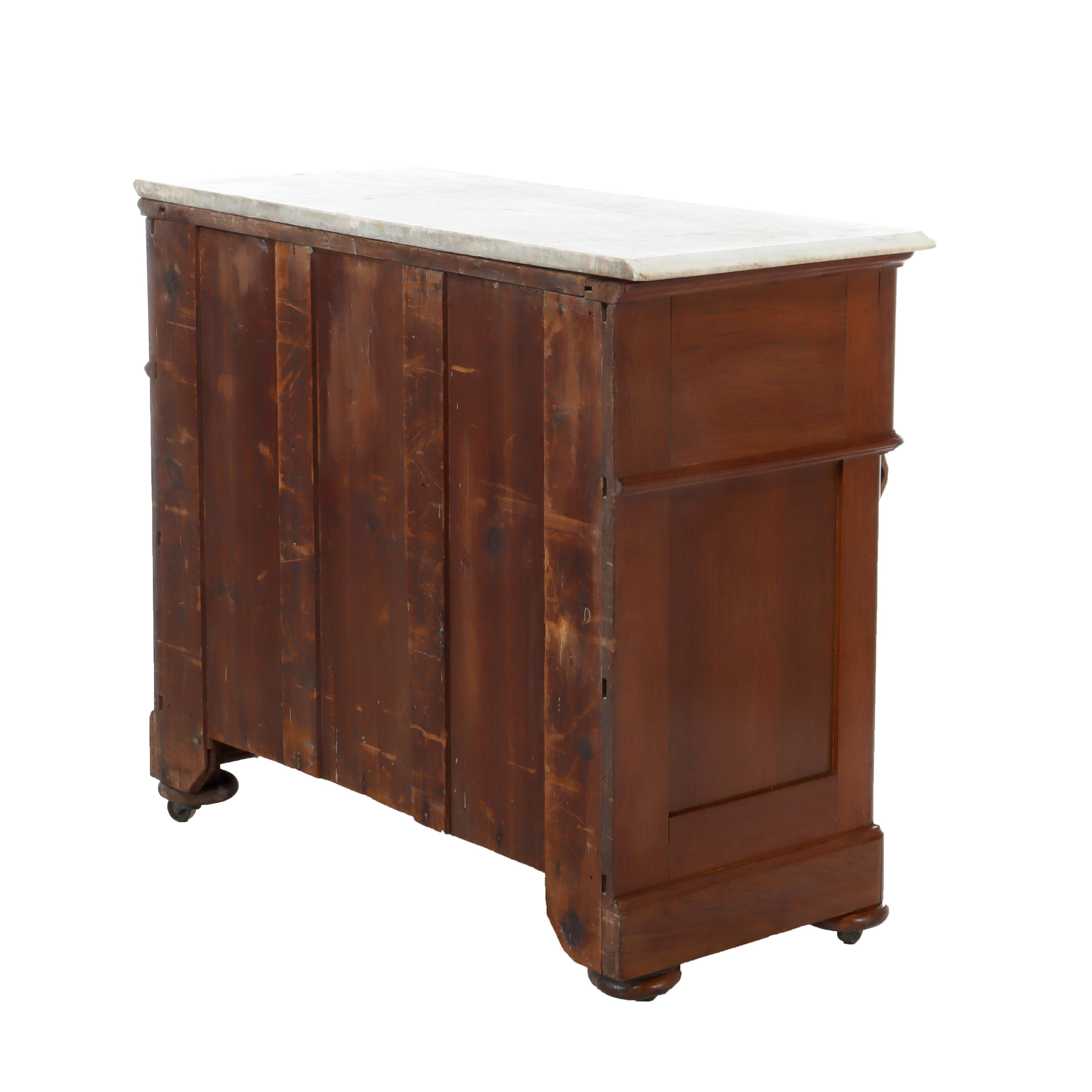 Antique Walnut 3-Drawer Marble Top Chest With Carved Medallions & Pulls c1890 en vente 12