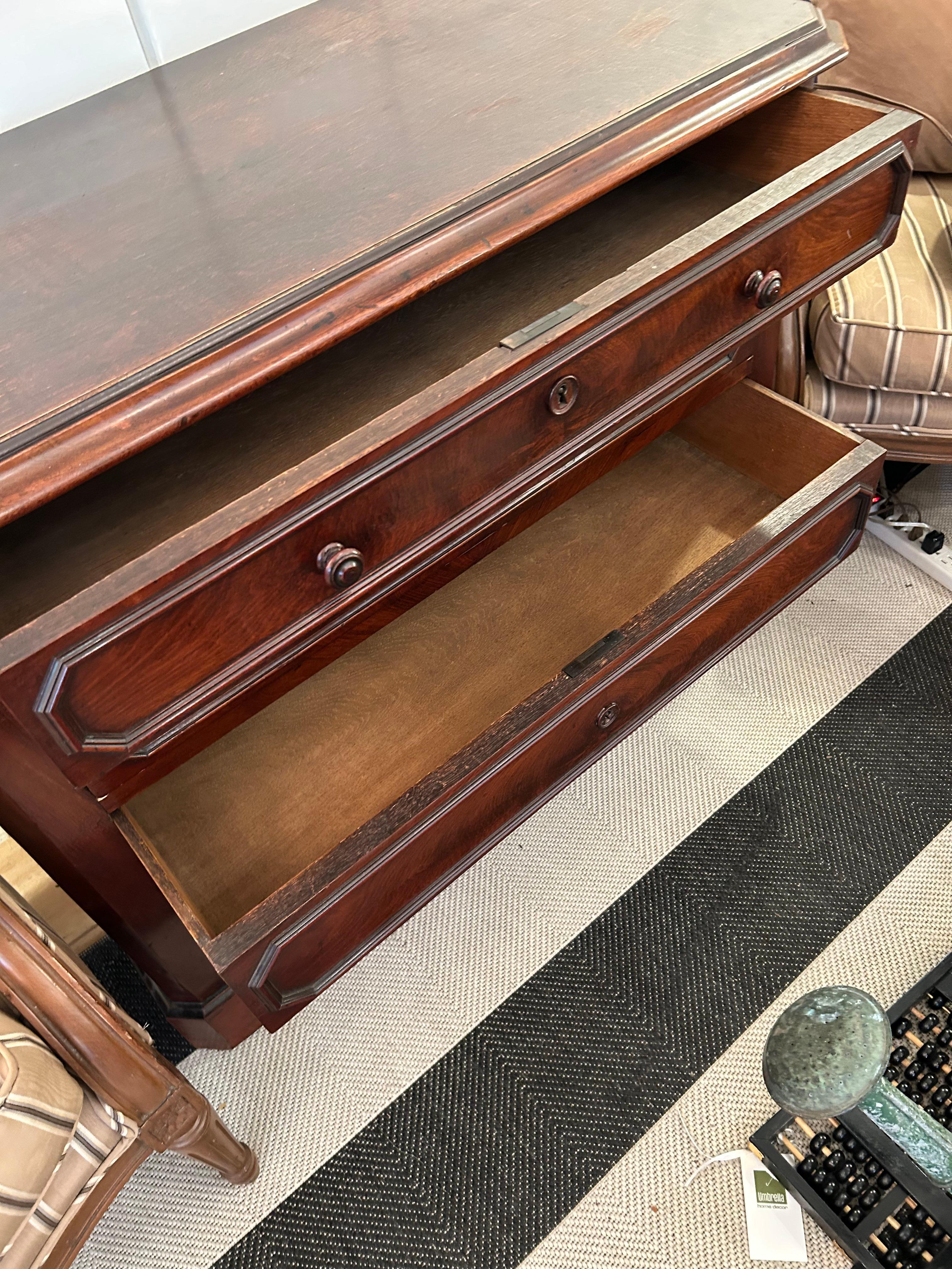 American Antique Walnut 4 Drawer Commode with Original Key For Sale