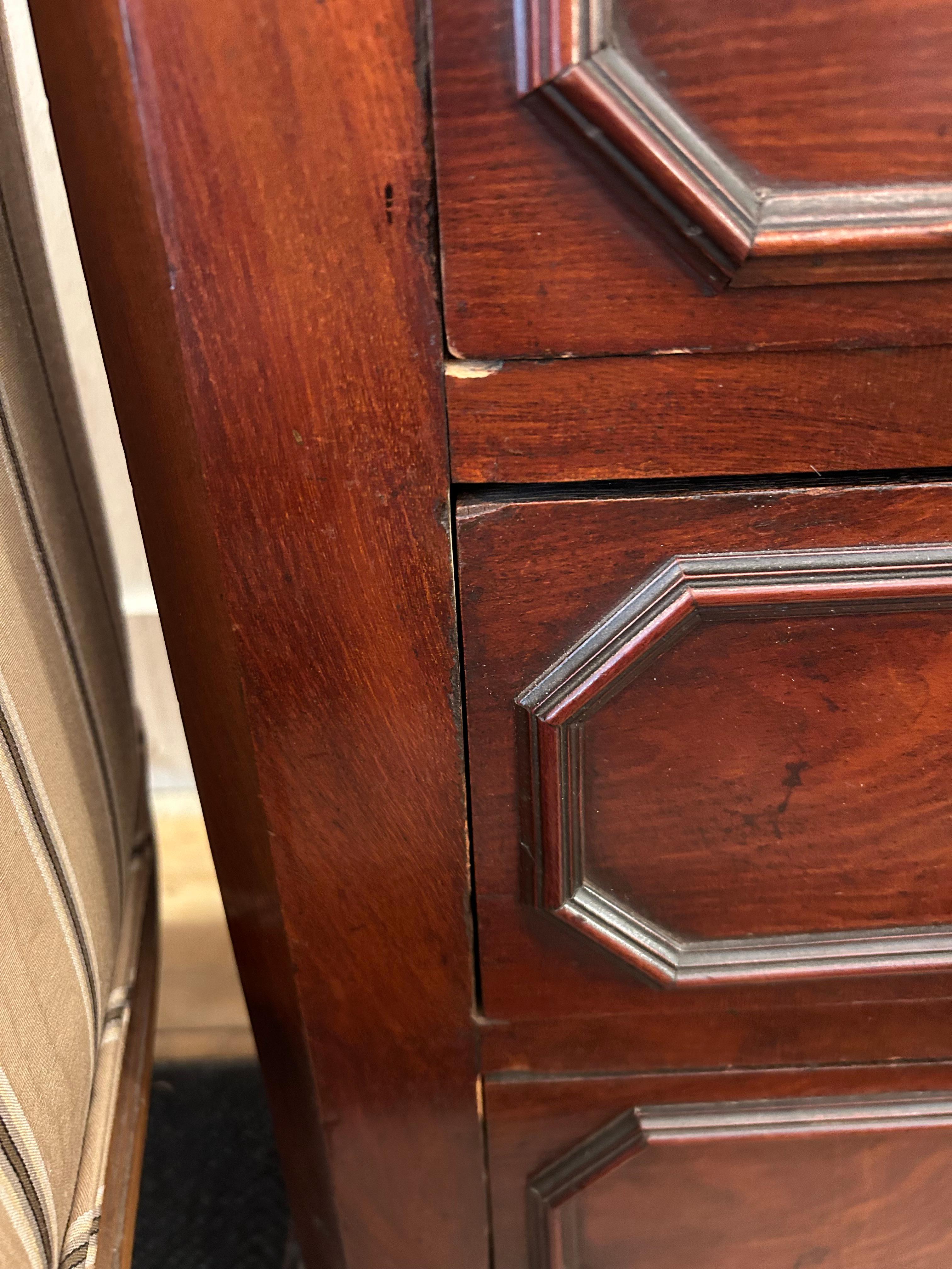 Antique Walnut 4 Drawer Commode with Original Key For Sale 4