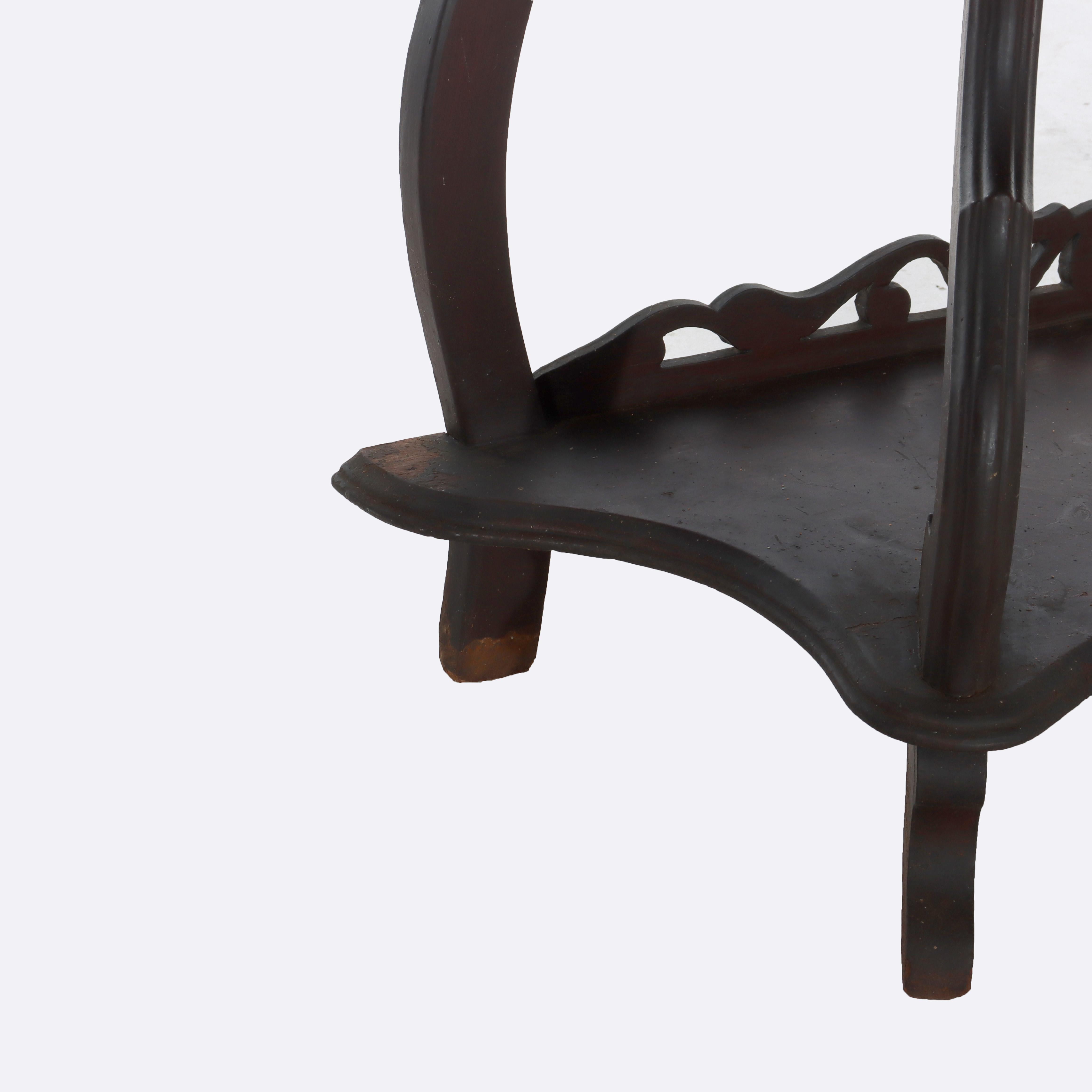 Estantería antigua de nogal de 5 baldas con calado recortado C1890 en venta 12