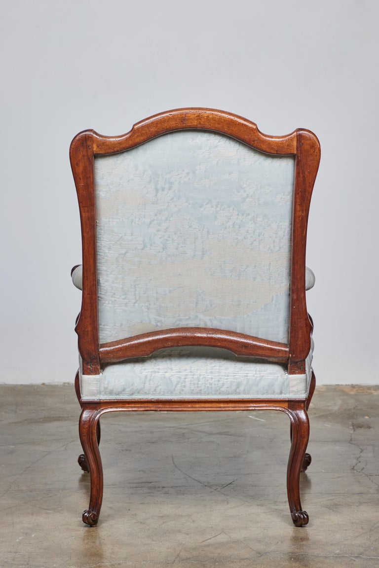 Antique Walnut Arm Chair For Sale at 1stDibs