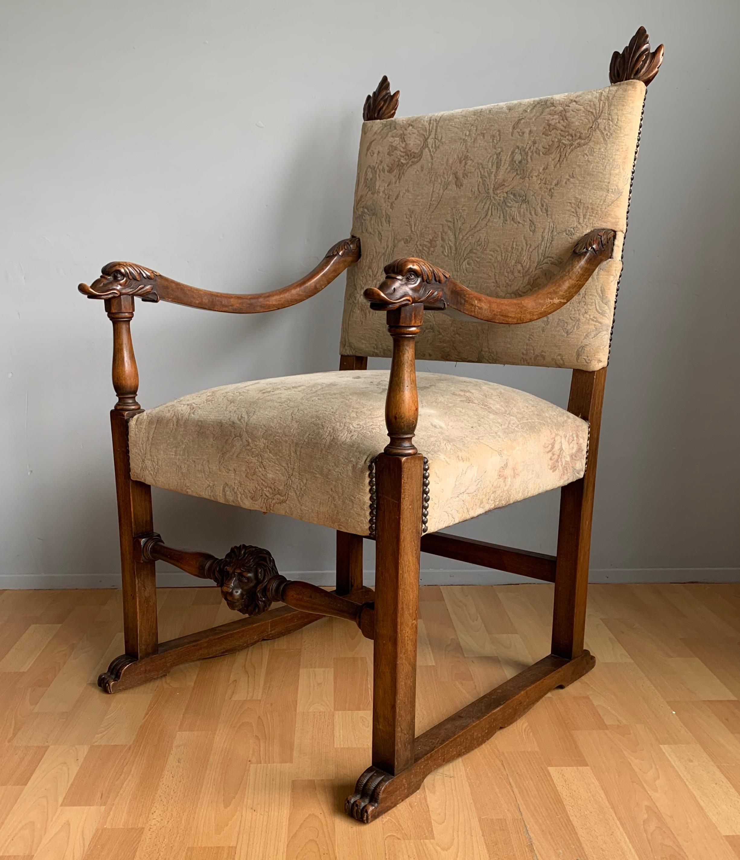 Walnut Armchair with Hand Carved Lion Head and Swan Sculptures as Armrests For Sale 7