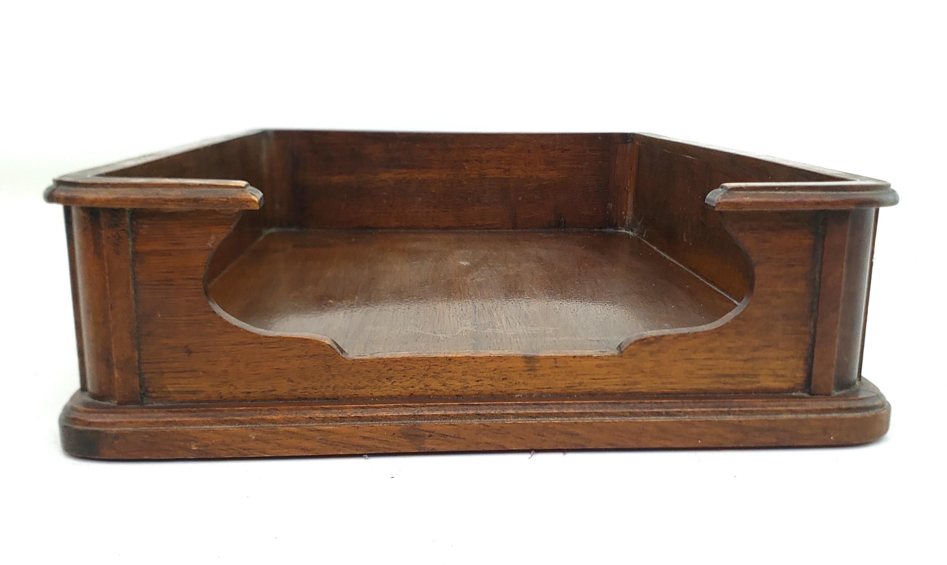 Antique Walnut Art Deco Executive Desk Tray or Document & Letter Holder In Good Condition For Sale In Hamilton, Ontario