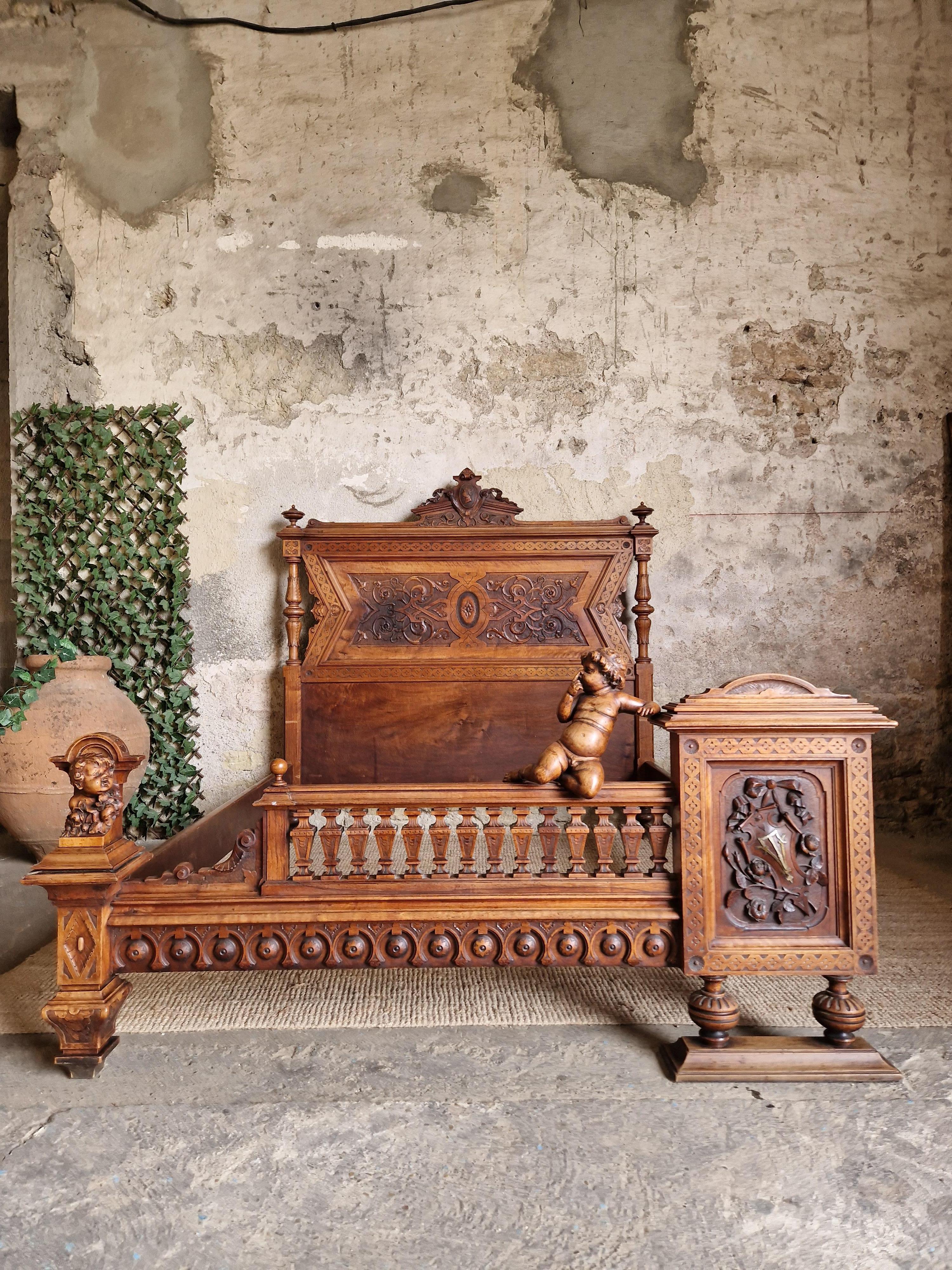 Antique Walnut Bed Renaissance Style 19th Century 10