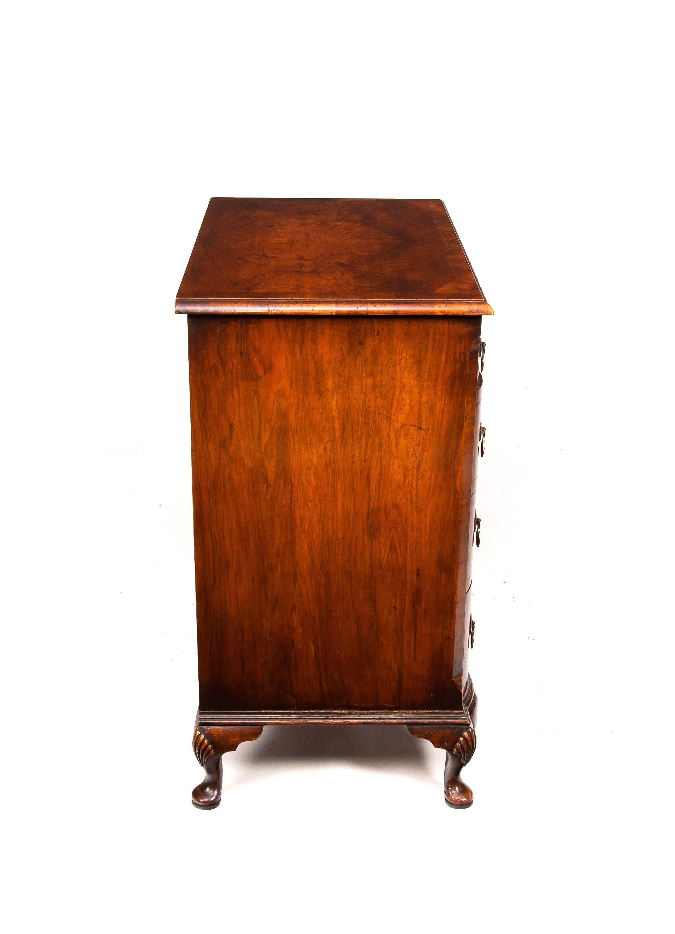 Antique Walnut Chest of Drawers of an Elegant Shaped Front Design 7