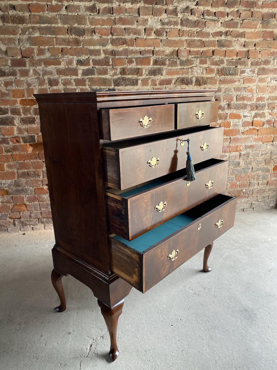 Early 19th Century Antique Walnut Chest on Stand Tallboy Chest of Drawers, 19th Century, circa 1820