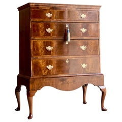 Antique Walnut Chest on Stand Tallboy Chest of Drawers, 19th Century, circa 1820