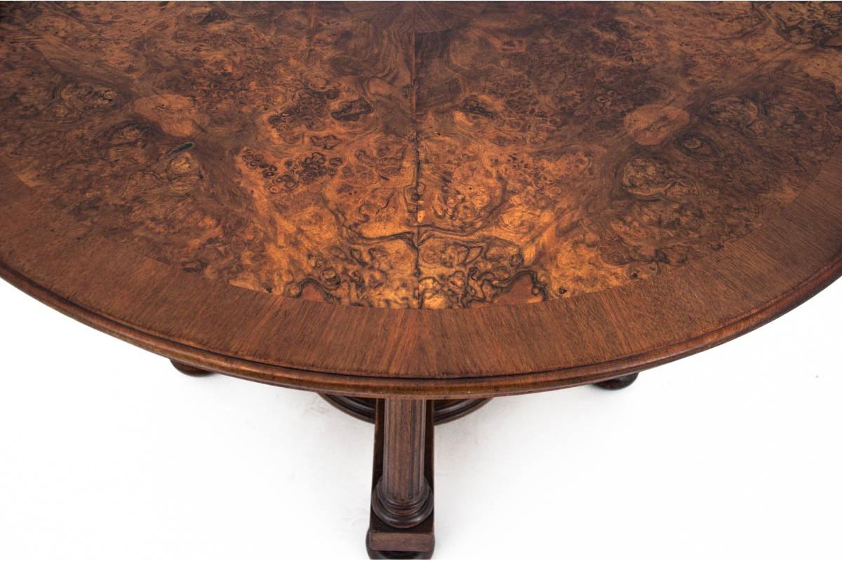 Neoclassical Antique Walnut Coffee Table, circa 1890