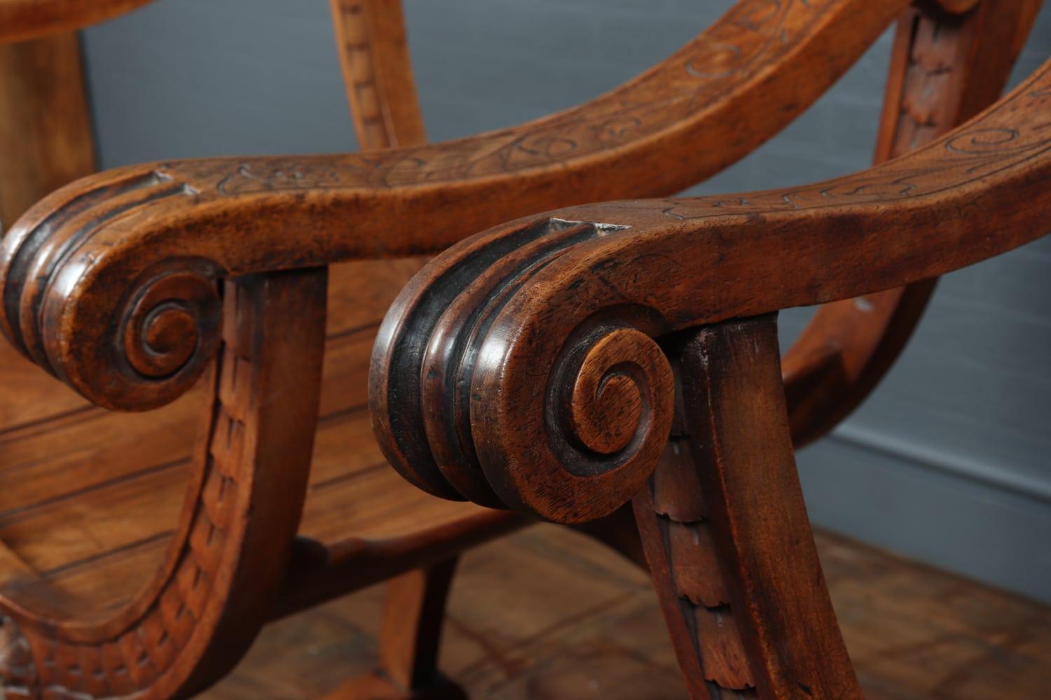 Antique Walnut Curule Chairs, circa 1880 For Sale 3