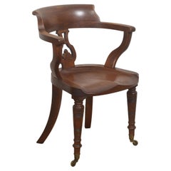 Sillón de escritorio de nogal antiguo