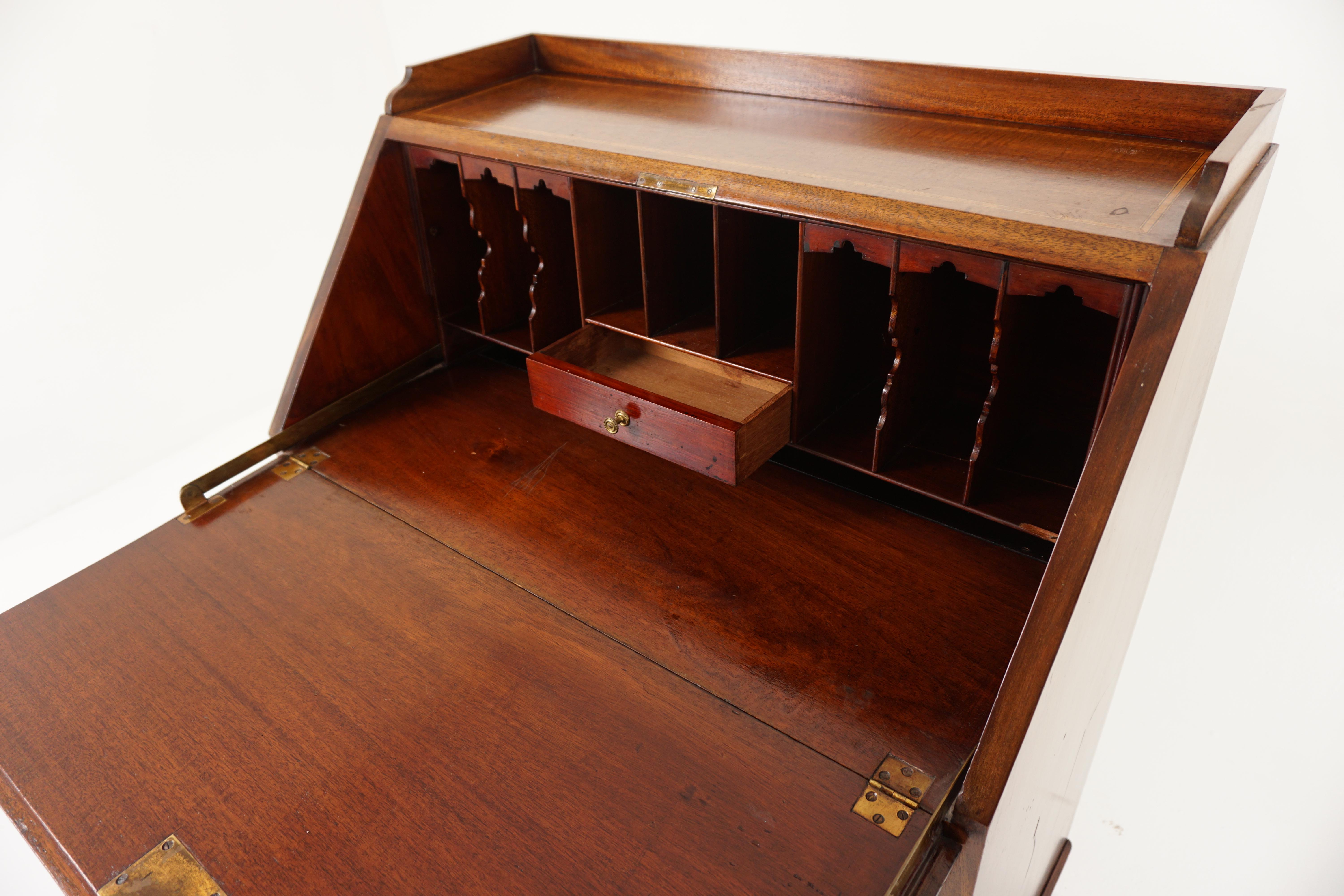 Antiker Nussbaum-Schreibtisch, Schrägfront-Schreibtisch, Drop Front Bureau, Schottland 1910 (Schottisch) im Angebot