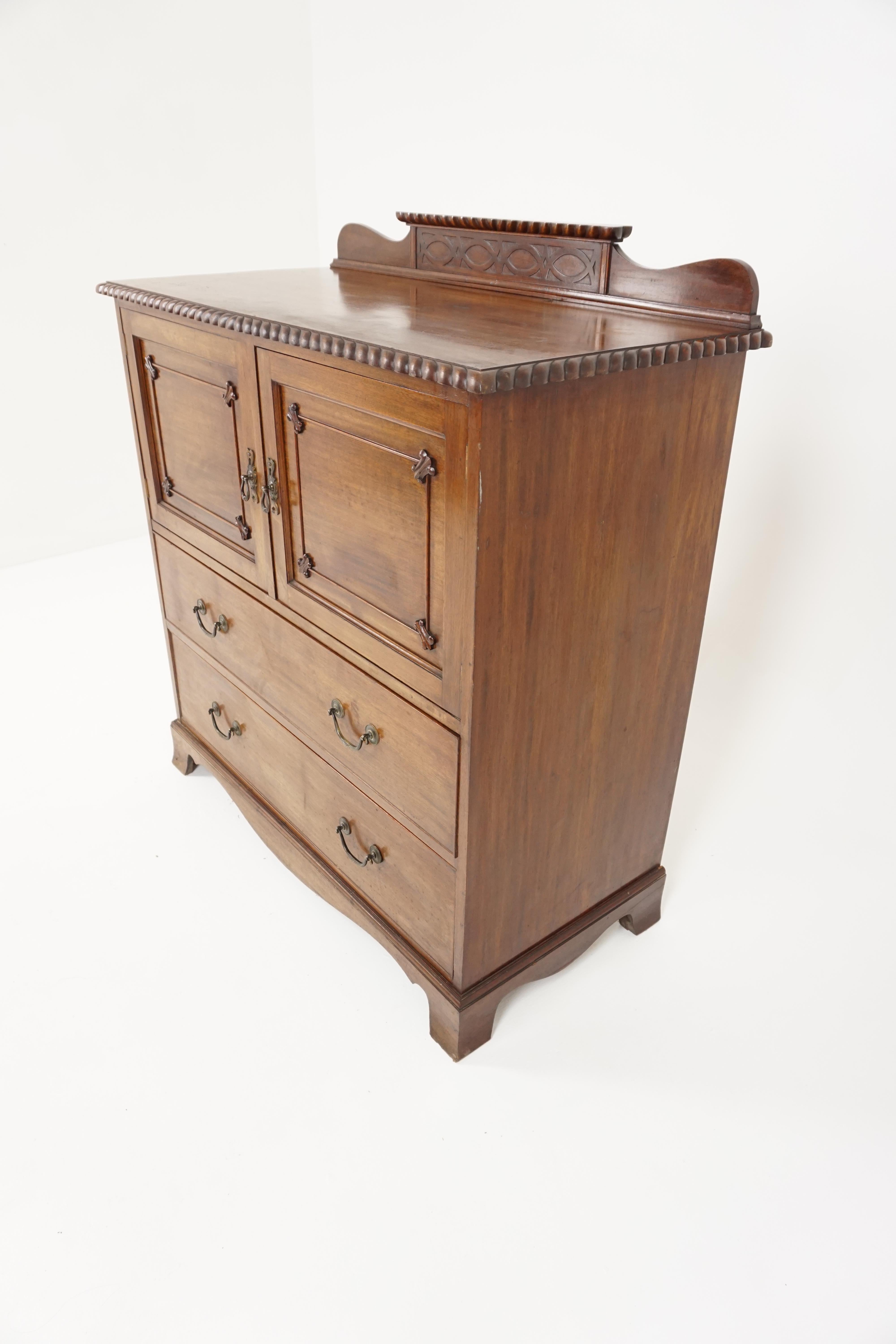 Noyer Ancienne commode en noyer:: Commode Edouardienne:: Ecosse 1910:: B1826A