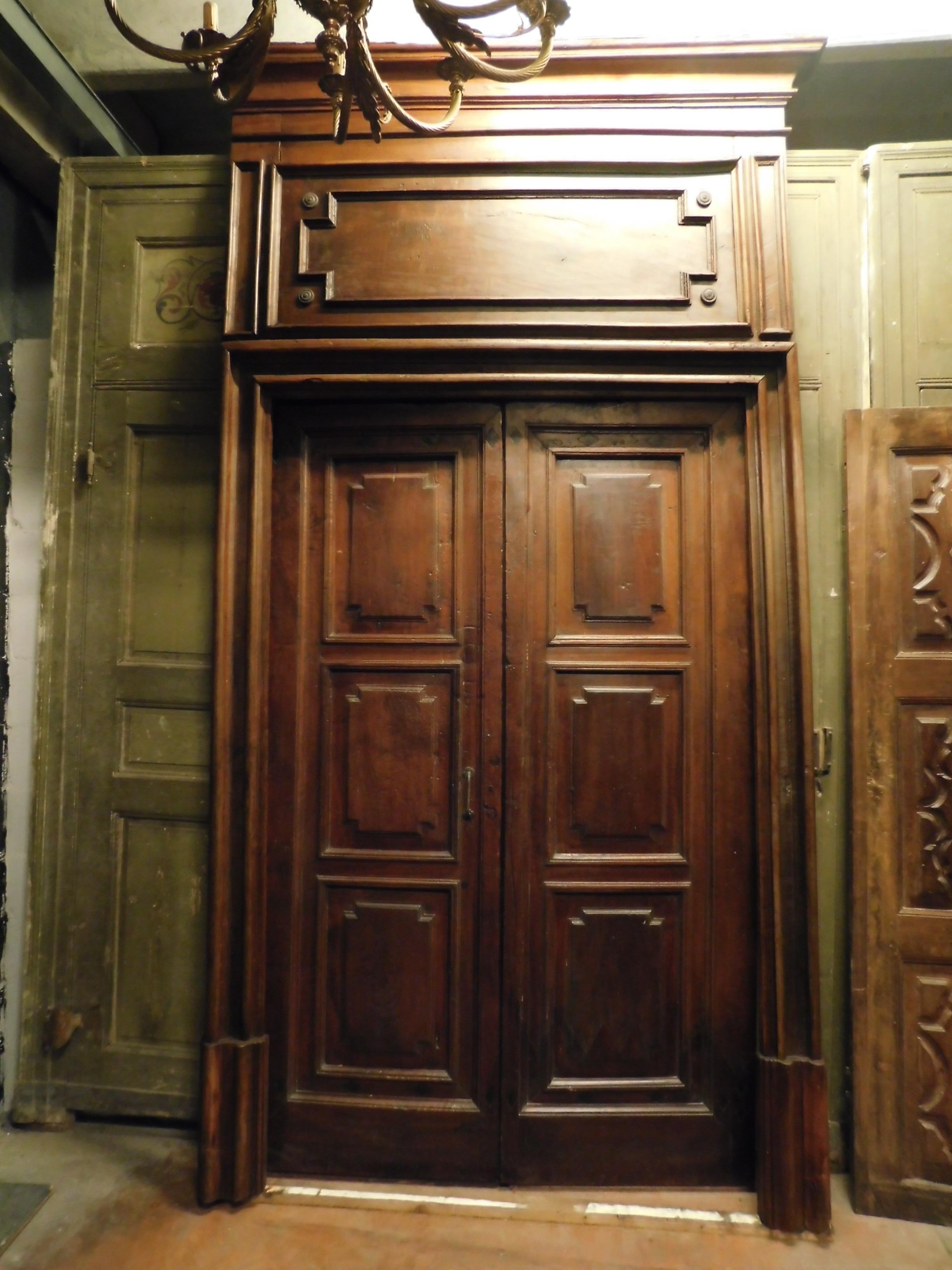 18th Century and Earlier Antique Walnut Entrance Main Door Complete with Portal, 18th Century, Italy For Sale