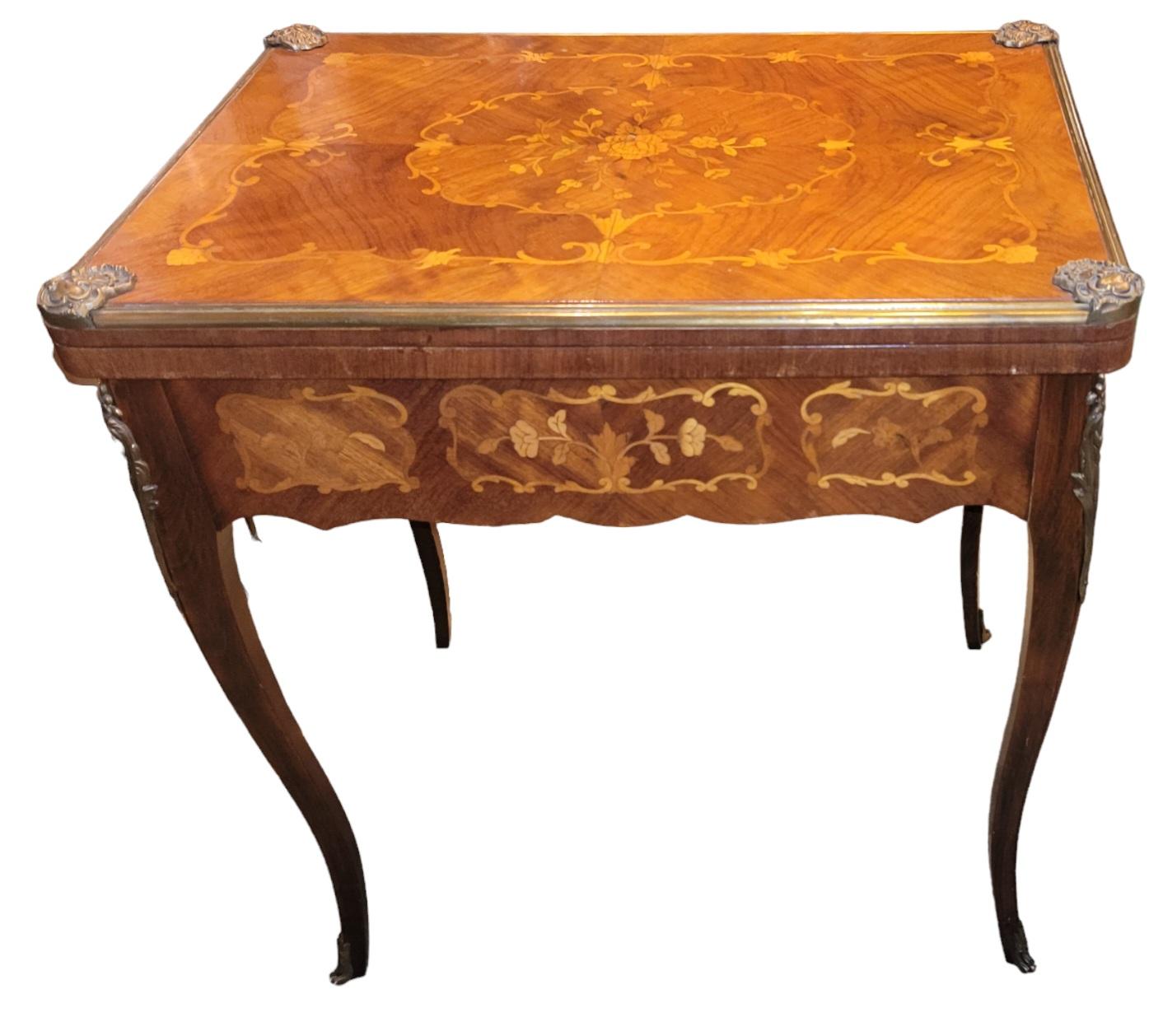 Early 20th Century Antique Walnut French Backgammon Game Table For Sale