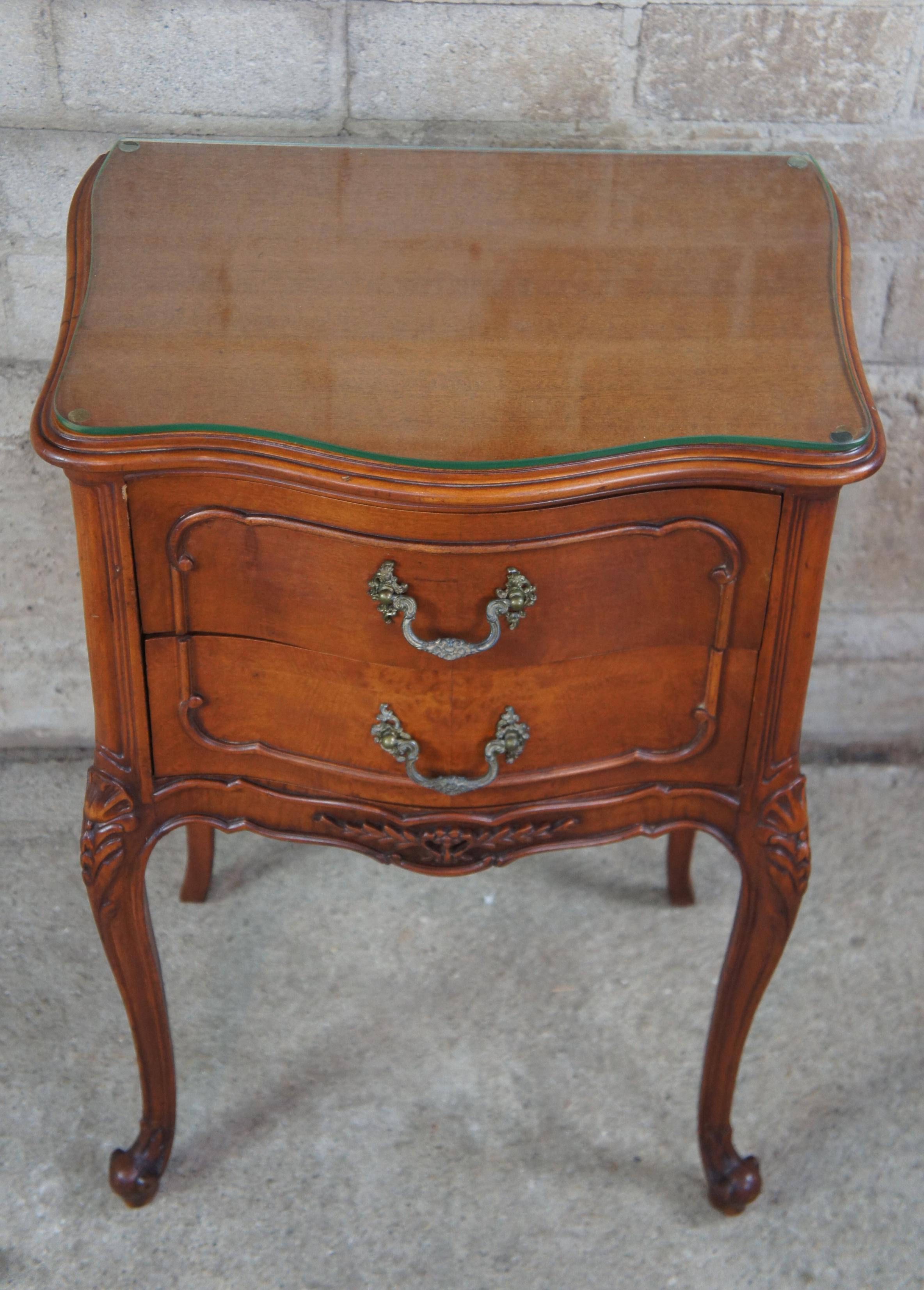 Antique Walnut French Provincial Louis XV Serpentine Nightstands Side End Tables 4