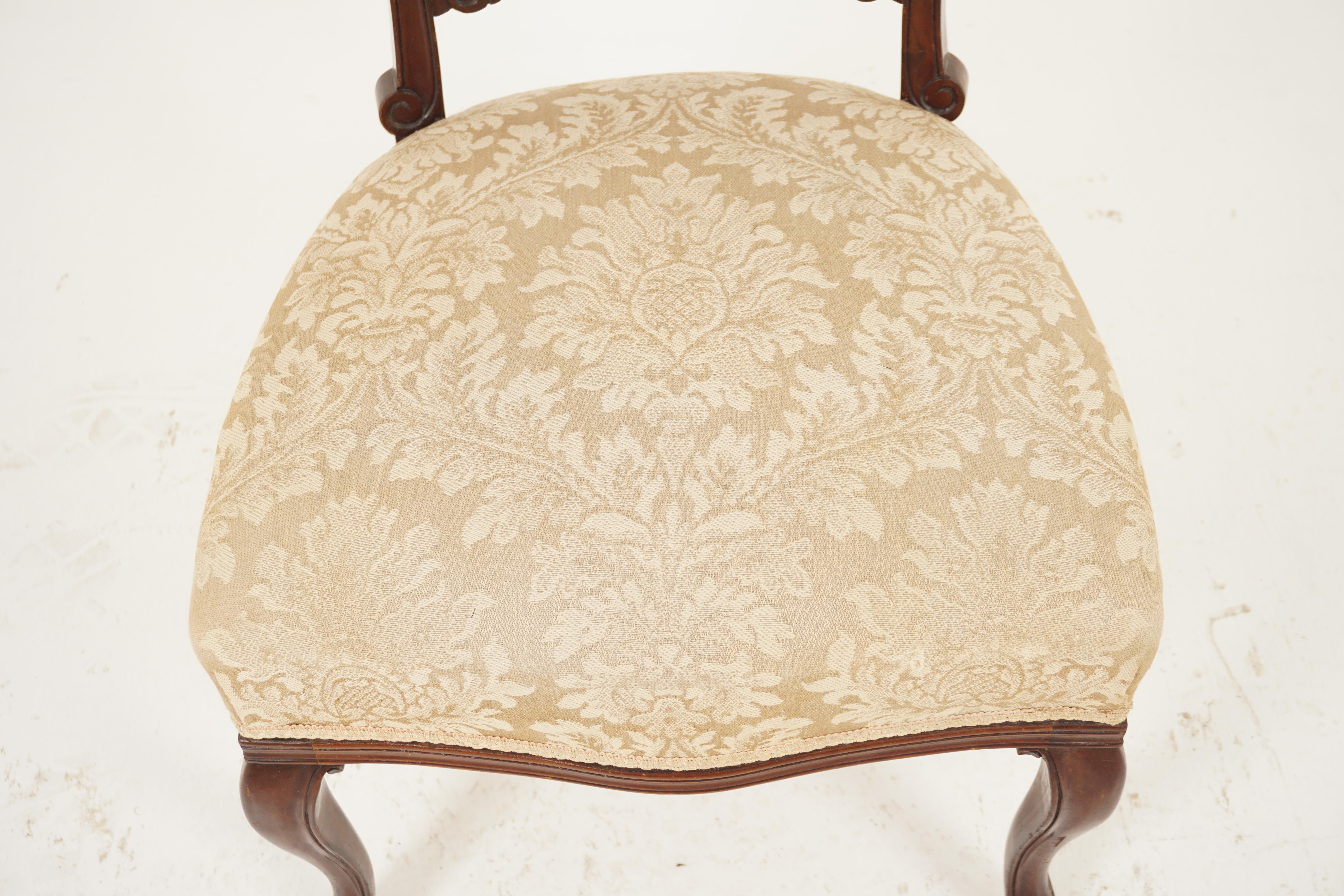 Fait main Paire de fauteuils de salon anciens en noyer, chaises d'appoint victoriennes, Écosse, 1890, H1071 en vente