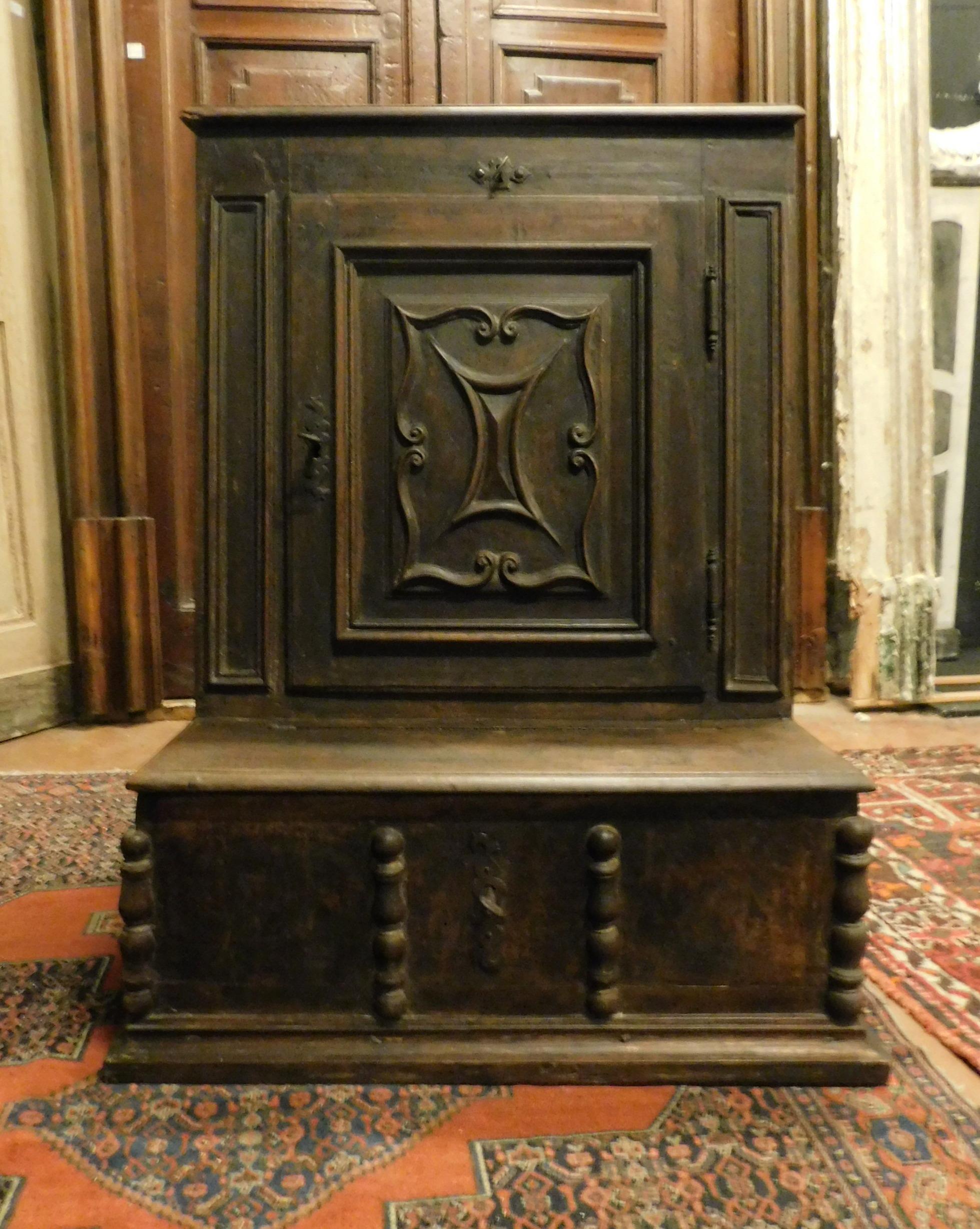 Italian Antique Walnut Kneeler Pray-God Cabinet, 17th Century, Italy