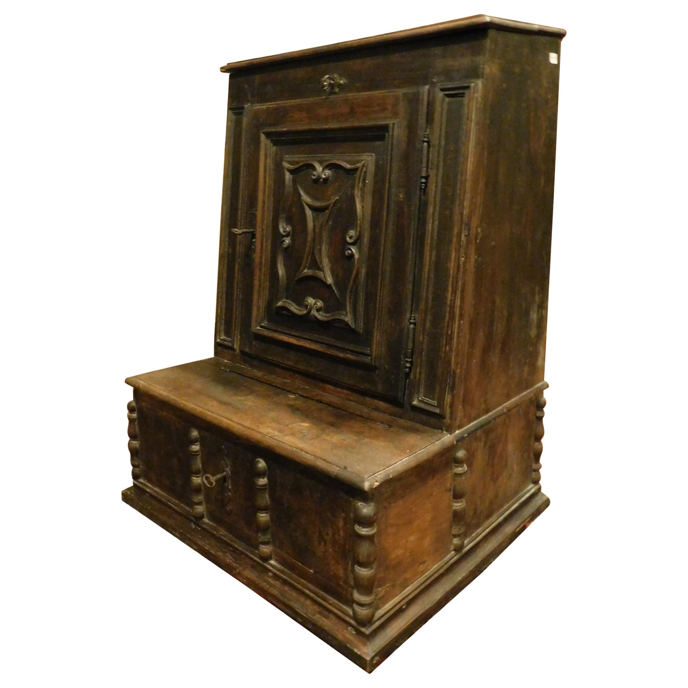 Antique Walnut Kneeler Pray-God Cabinet, 17th Century, Italy