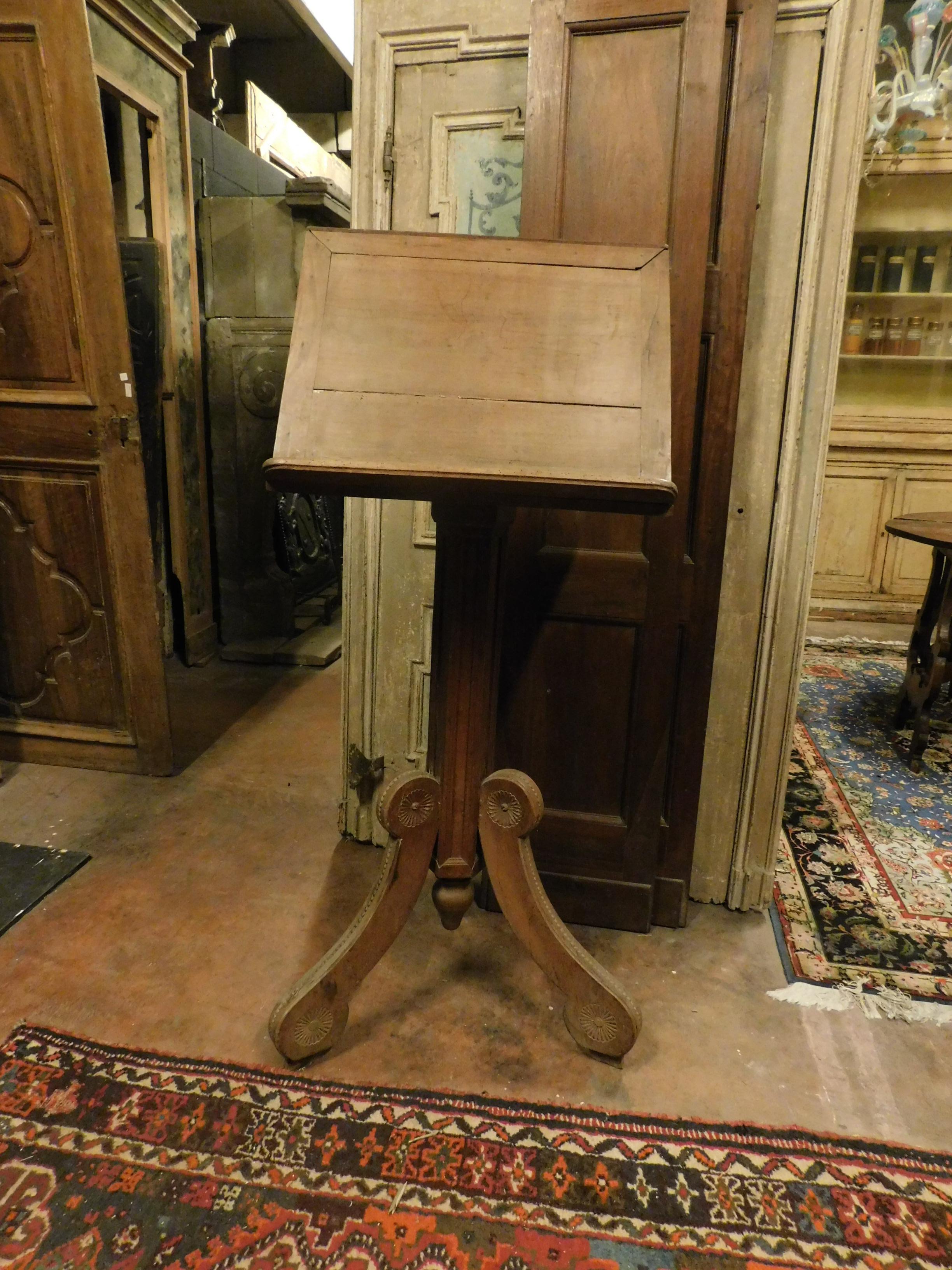 Hand-Carved Antique Walnut Lectern, 19th Century Rome 'Italy' For Sale