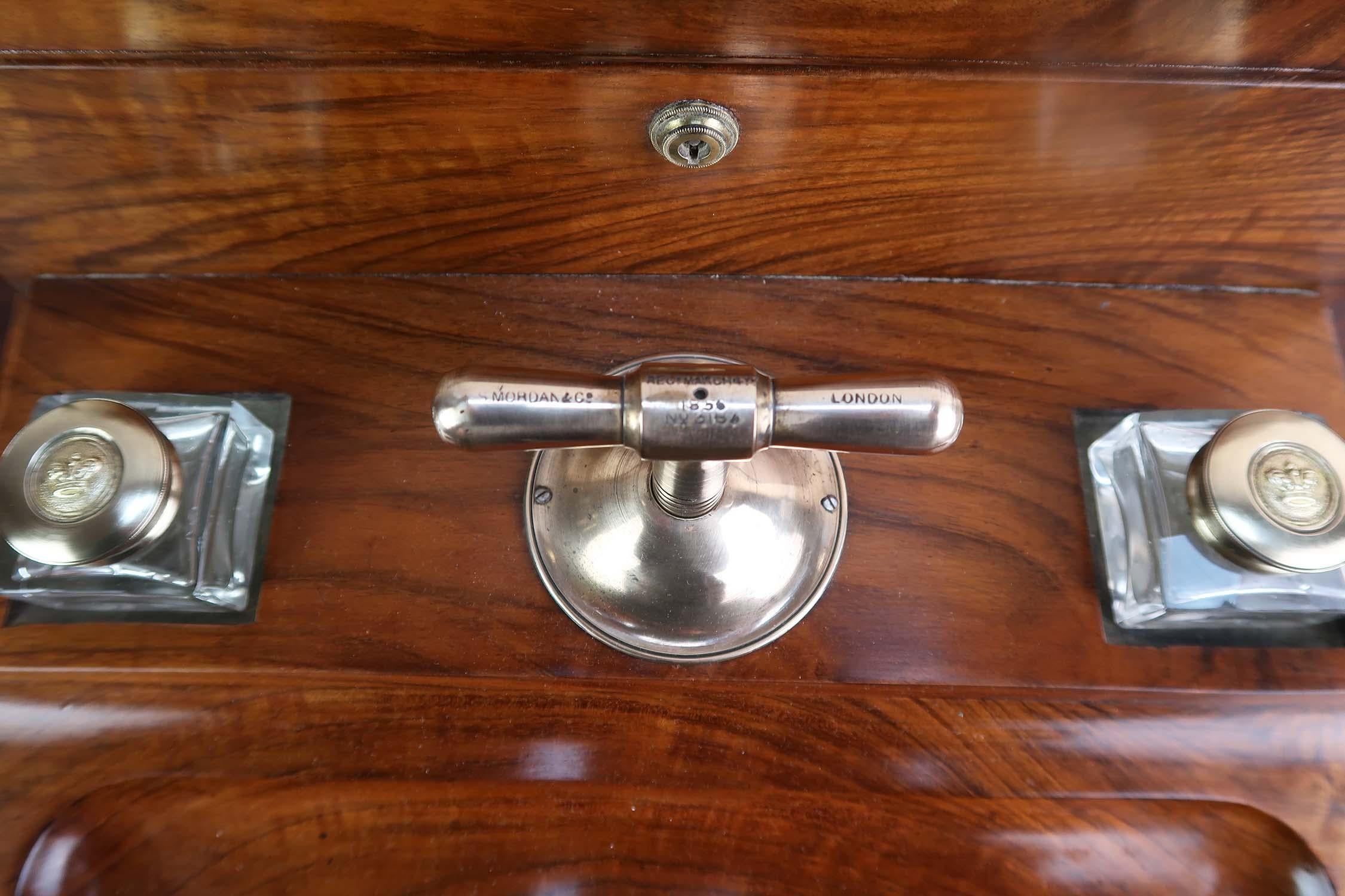 Ottone Antique Walnut Letter Box And Copying Press By Mordan. English Dated 1856 in vendita