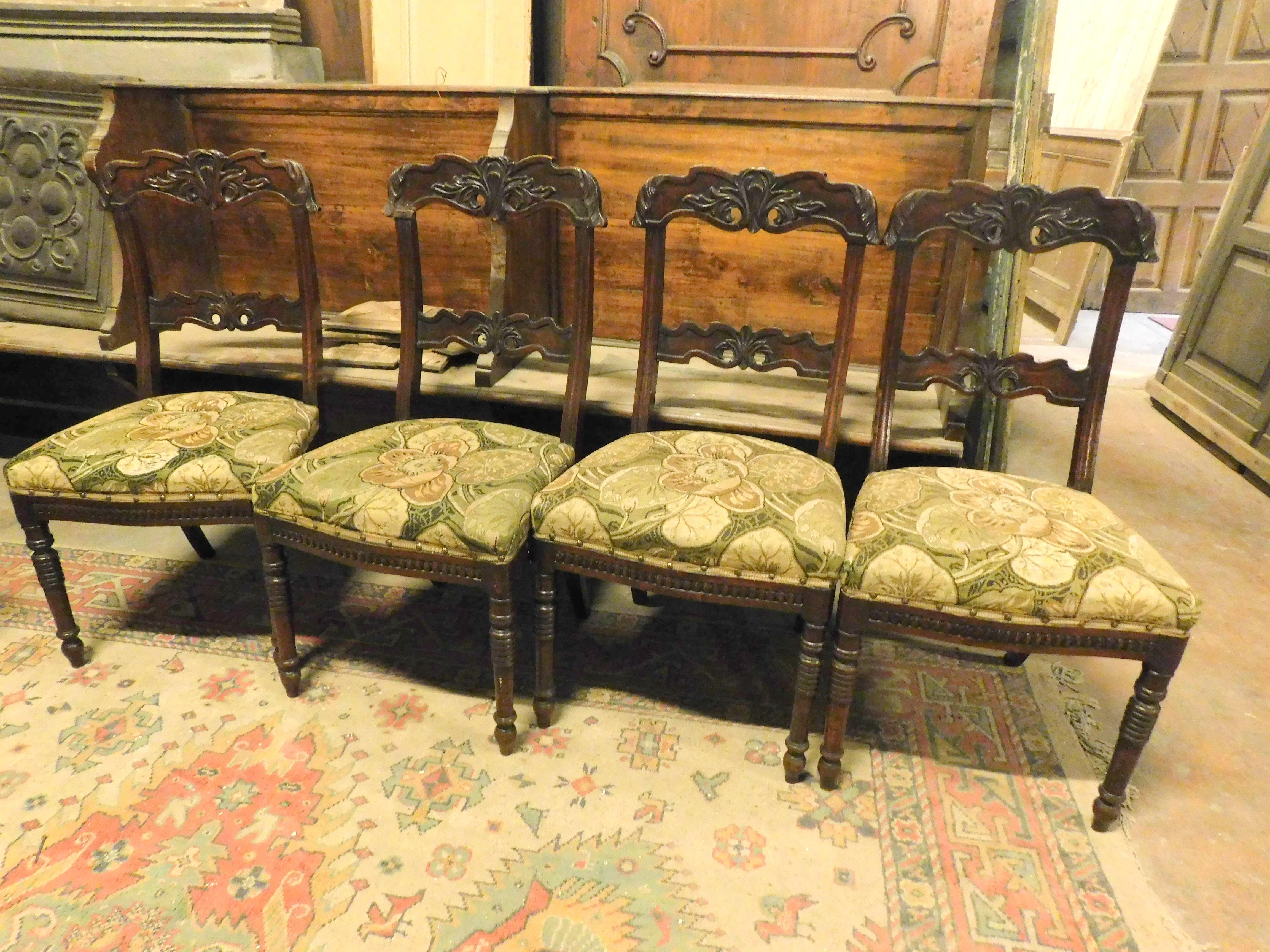 Antique Walnut Living Room Set of 6 Chairs and 2 Armchairs, 19th Century Italy 4